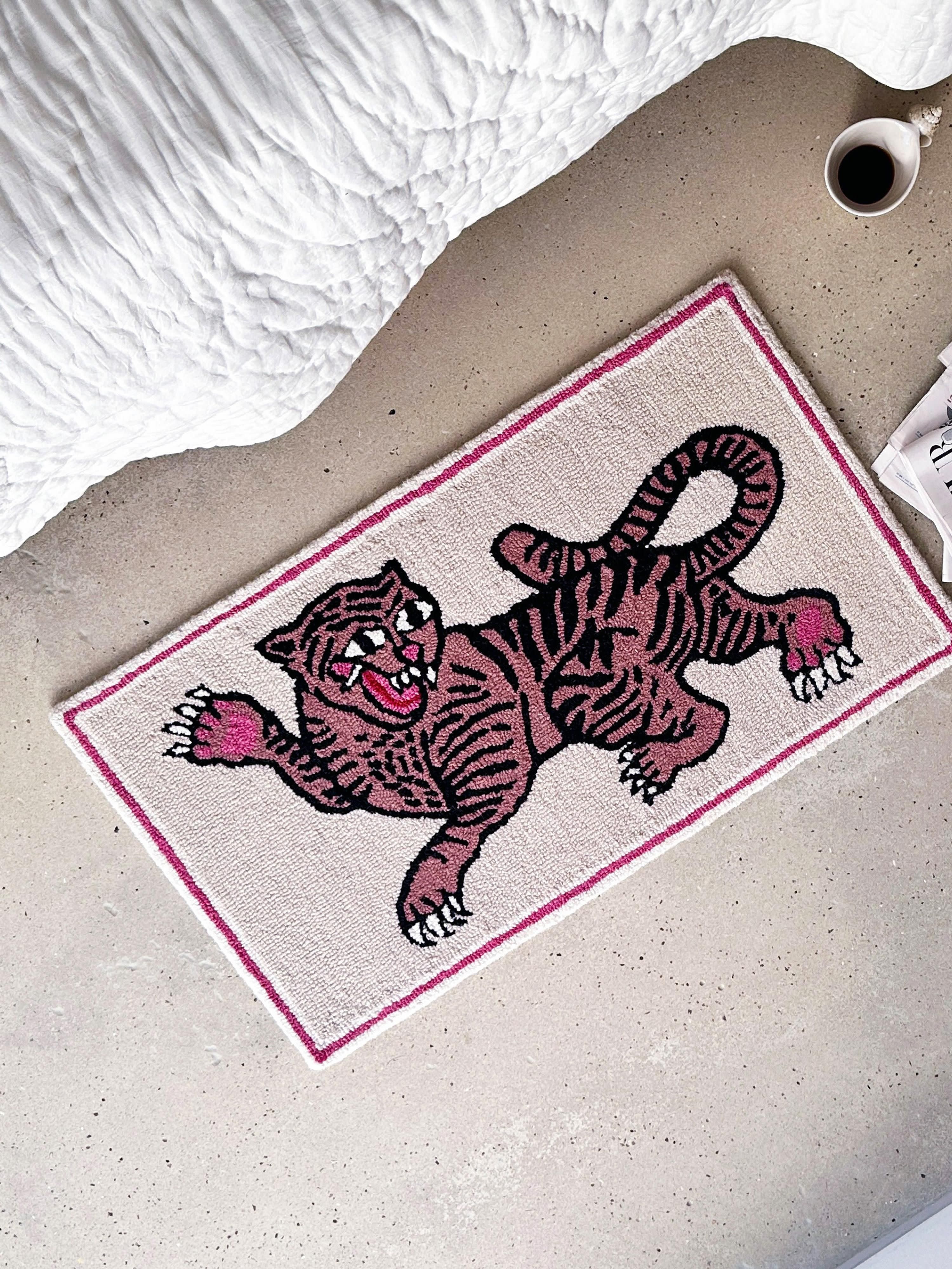 Handgetufteter Wollteppich Pink Tiger