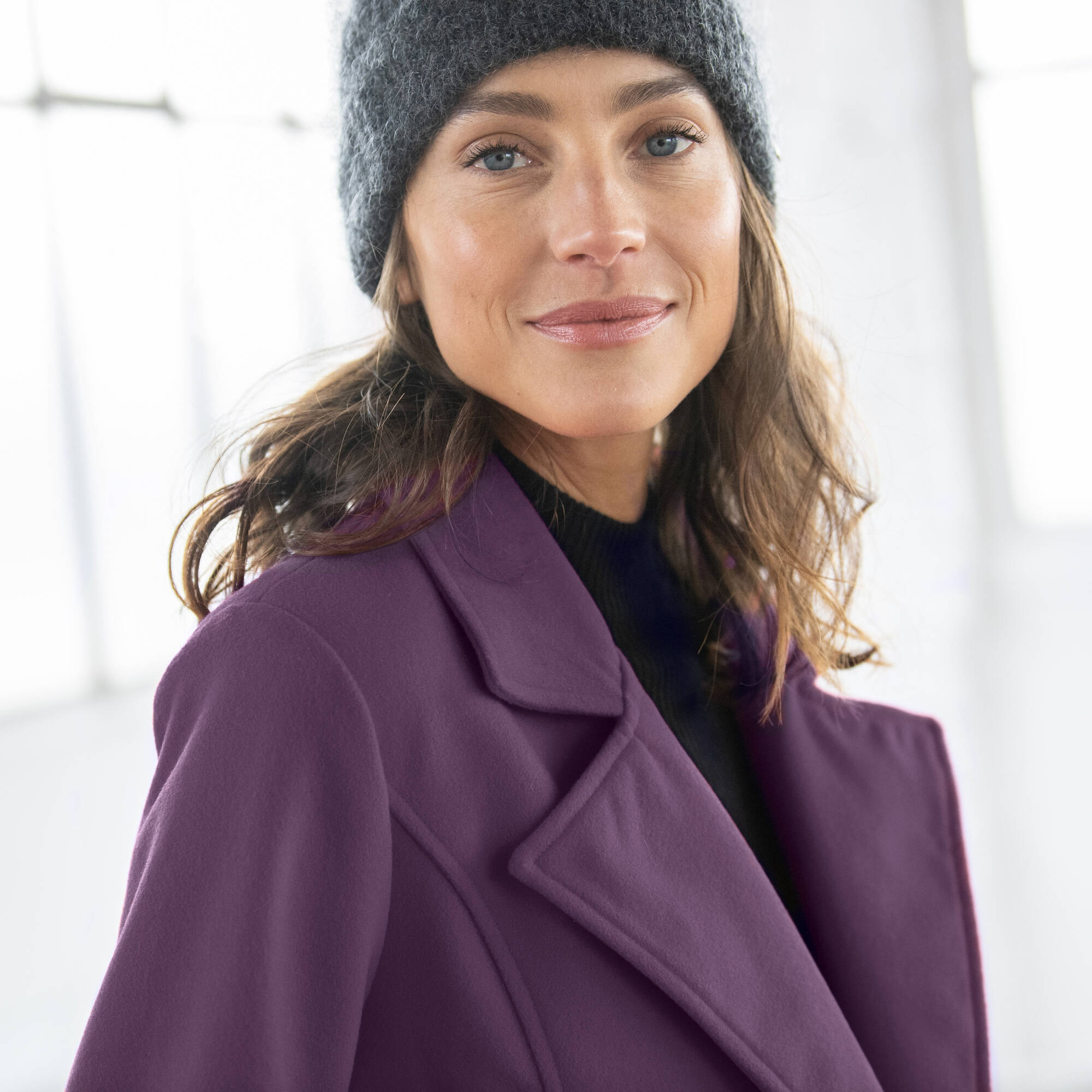 Manteau caban boutonné uni