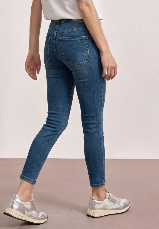 Mid Waist Slim Leg Jeans im Slim Fit