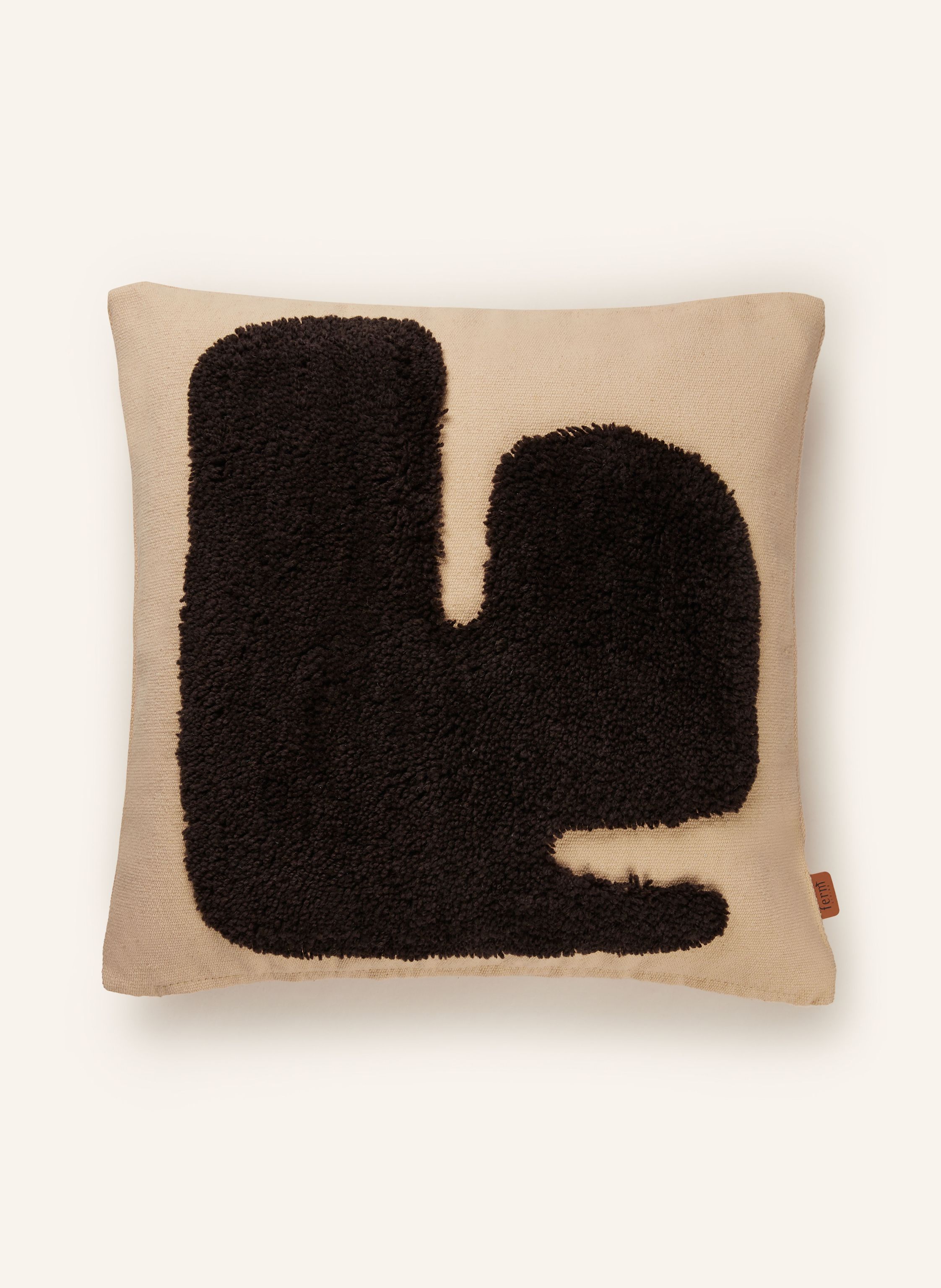 Ferm LIVING Dekokissen LAY mit Daunenfüllung