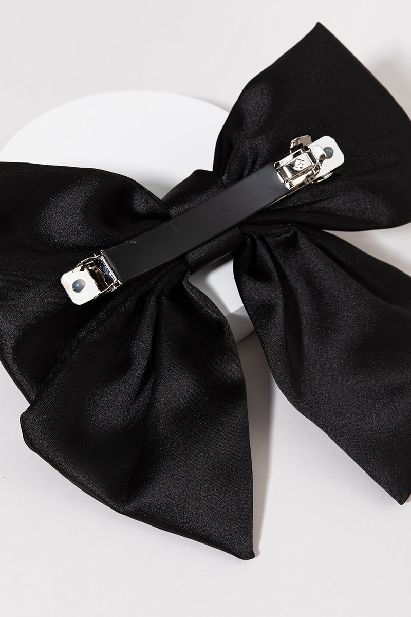 Martha Basic Bow With Tails