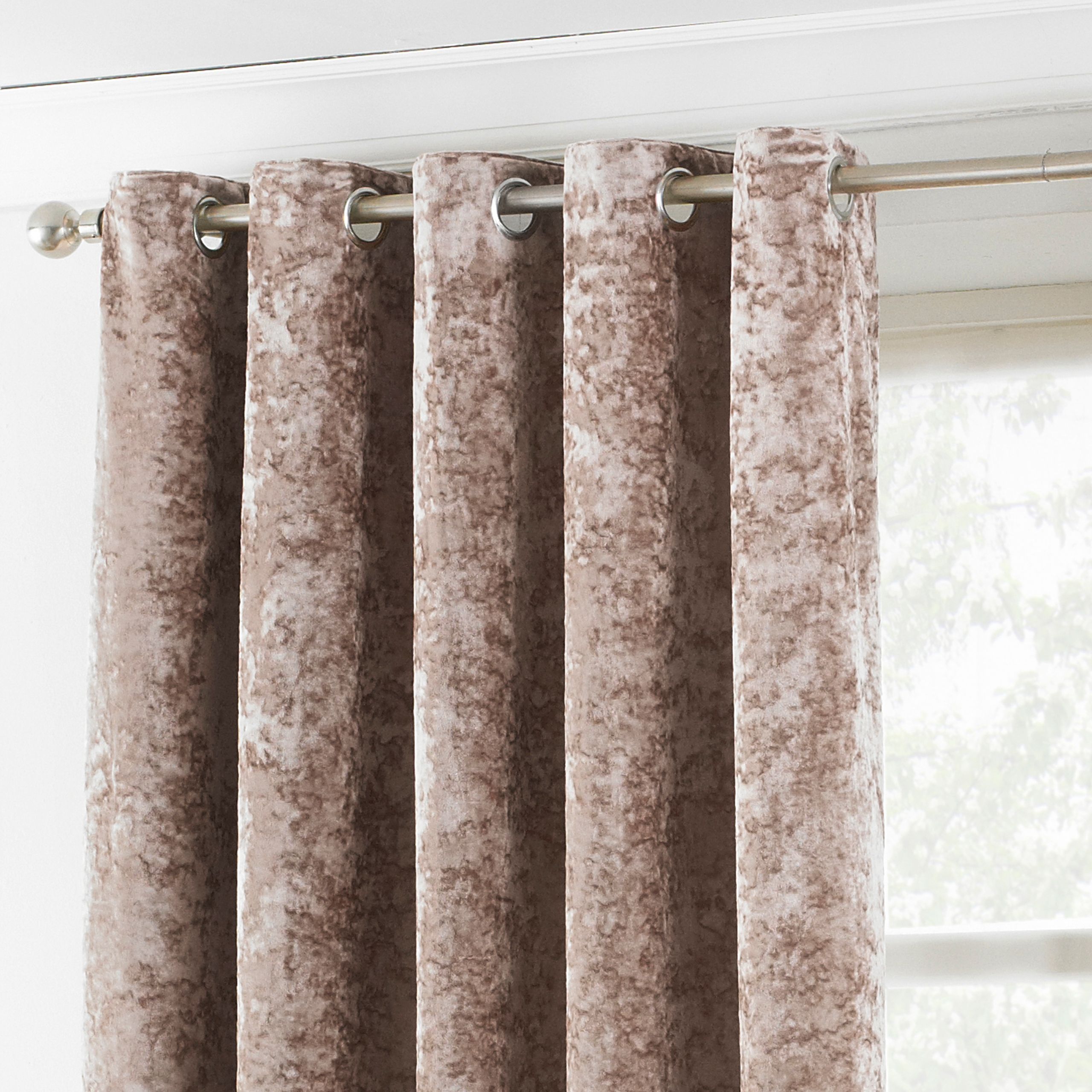 Paoletti Verona Crushed Velvet Eyelet Curtains