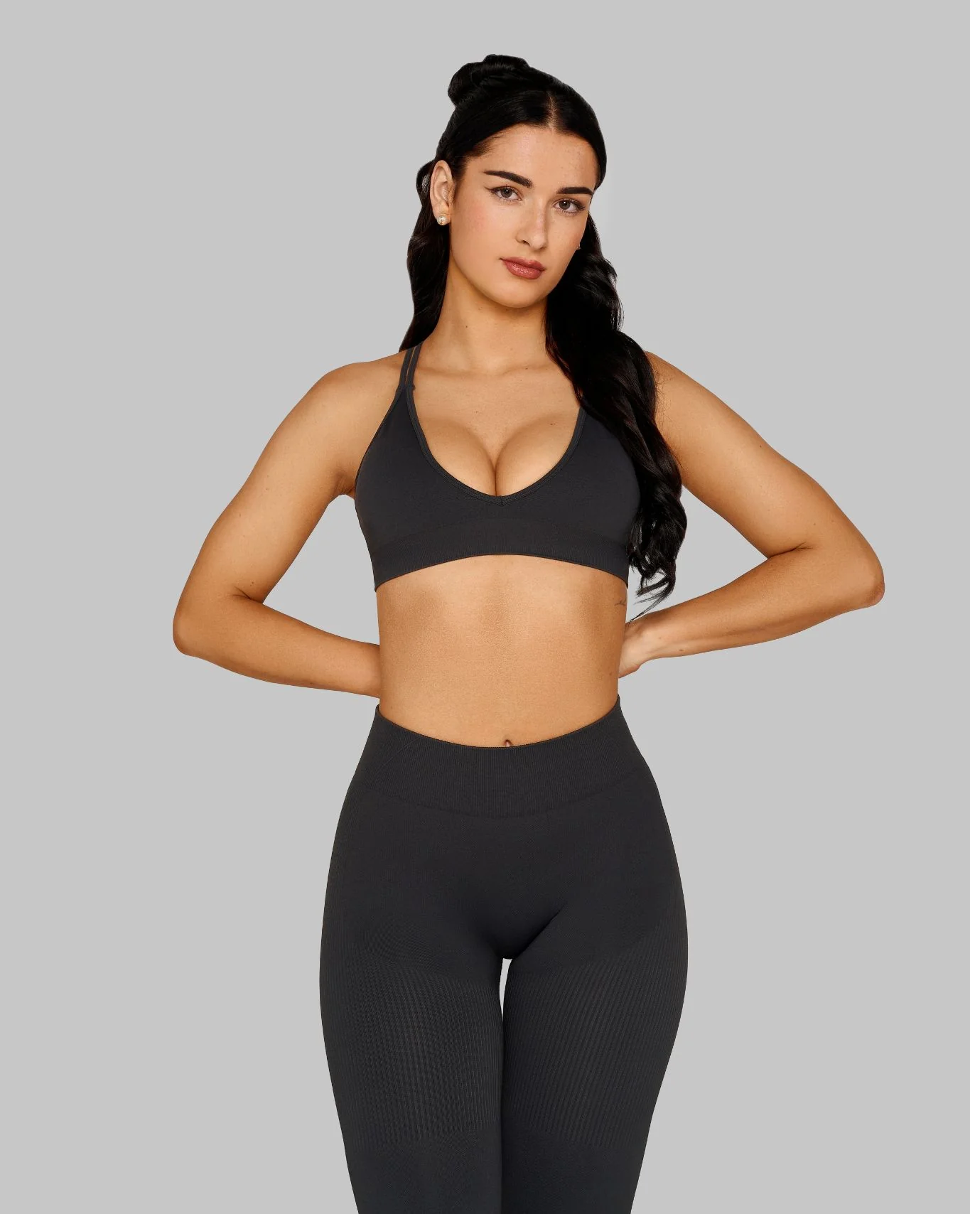 Elevate™ Sculpting Seamless High Apex Bra | Charcoal Grey