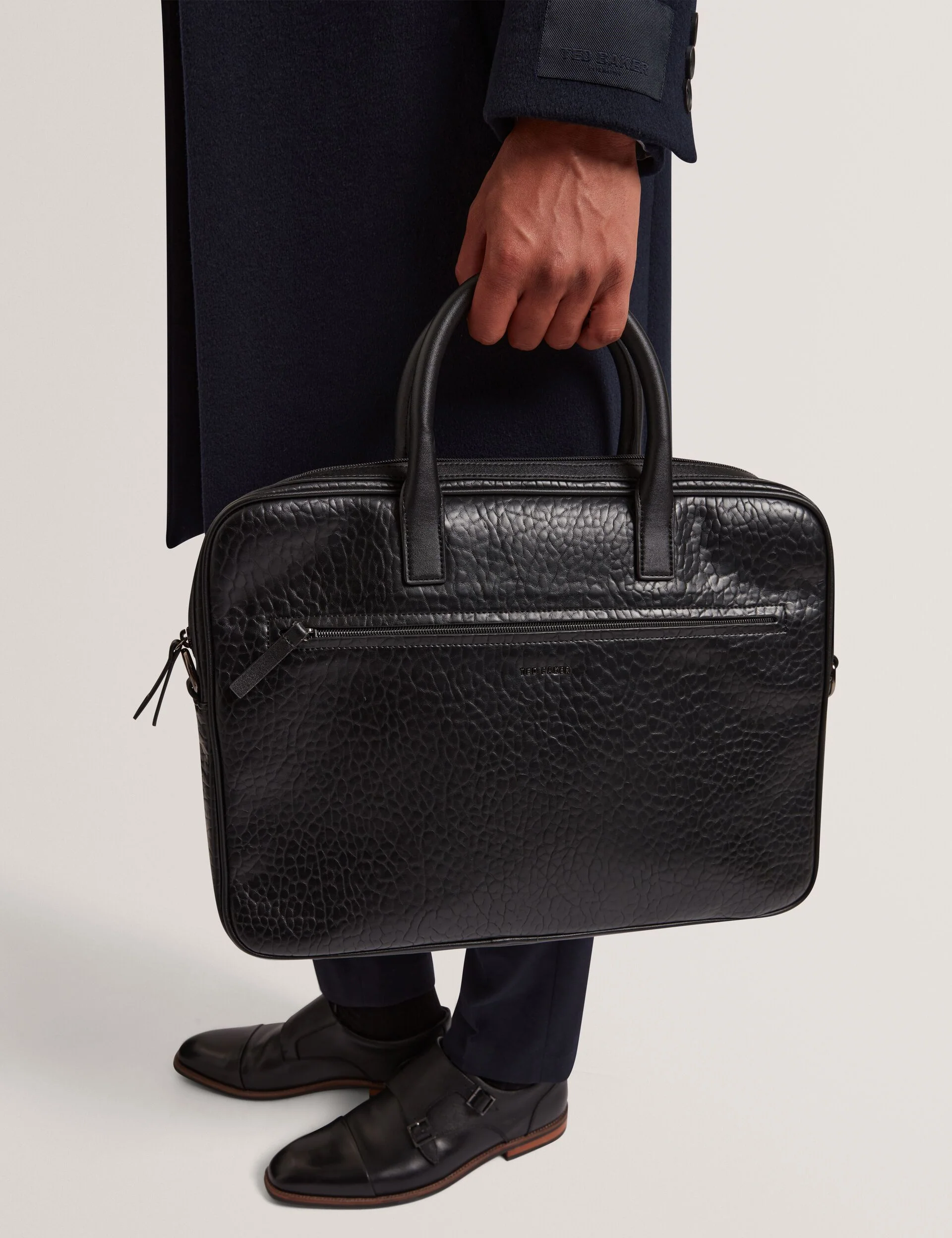 PEDRRO | BLACK