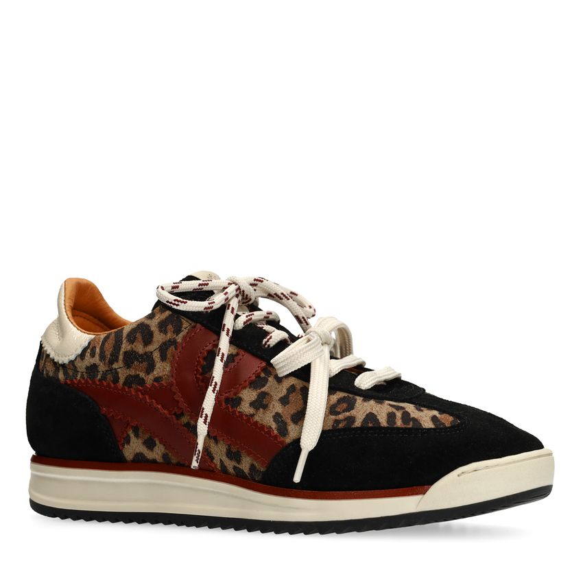 Manfield Zwarte suède sneakers met leopard details