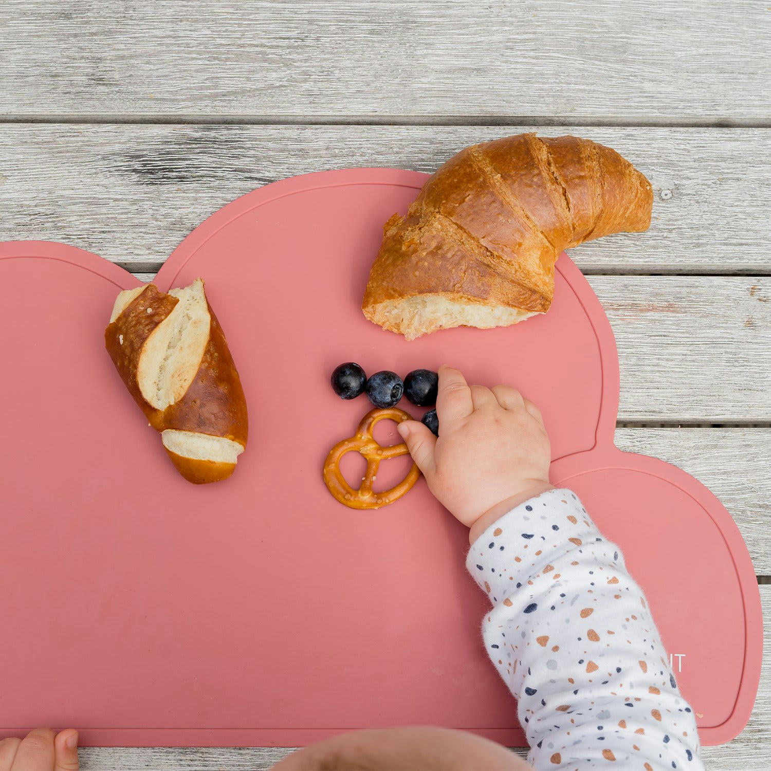 - Bavoir bébé en silicone écologique