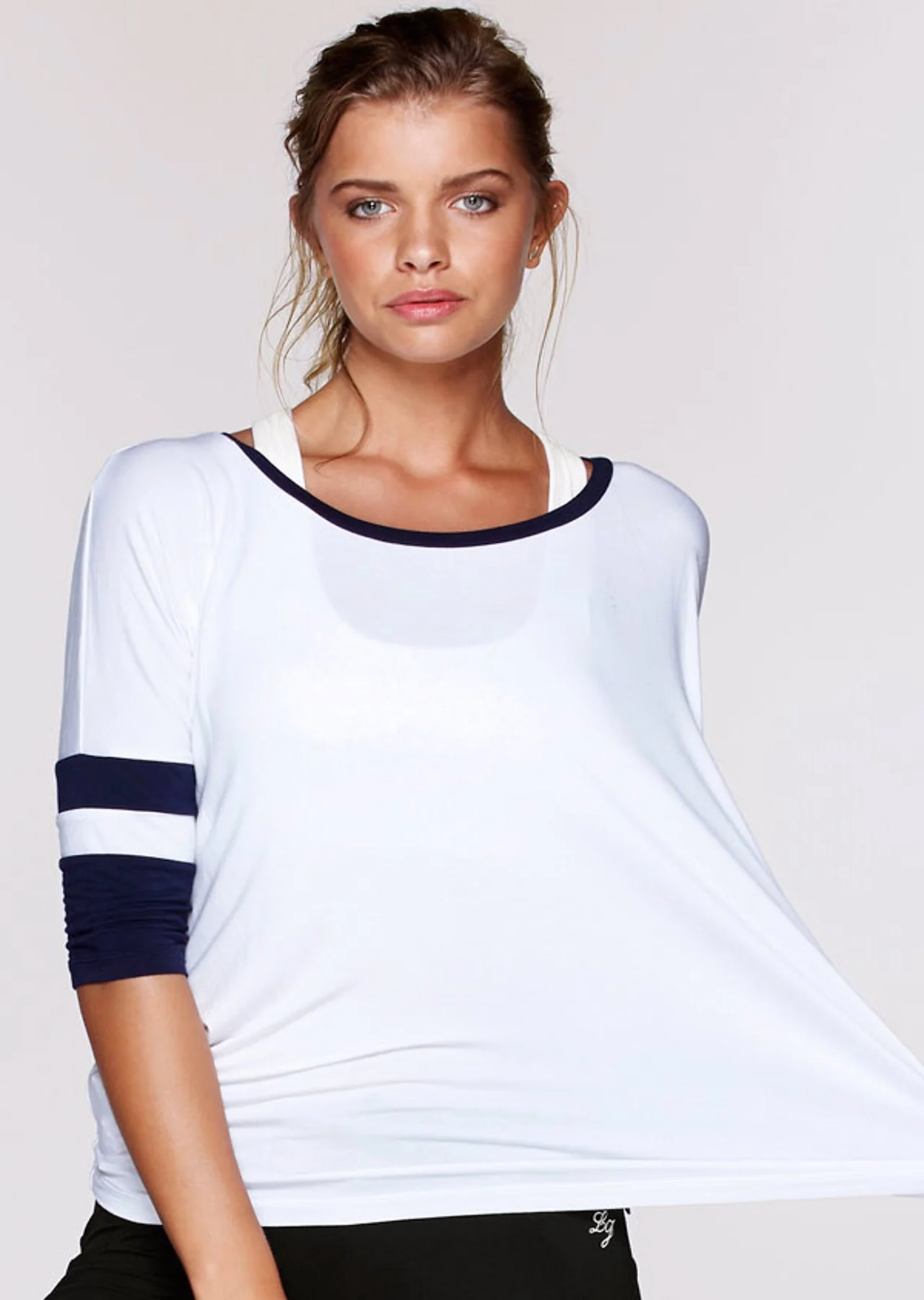 Retro LJ Cropped Slv Top