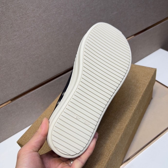 Rick Owens Low Sneakers Black 02