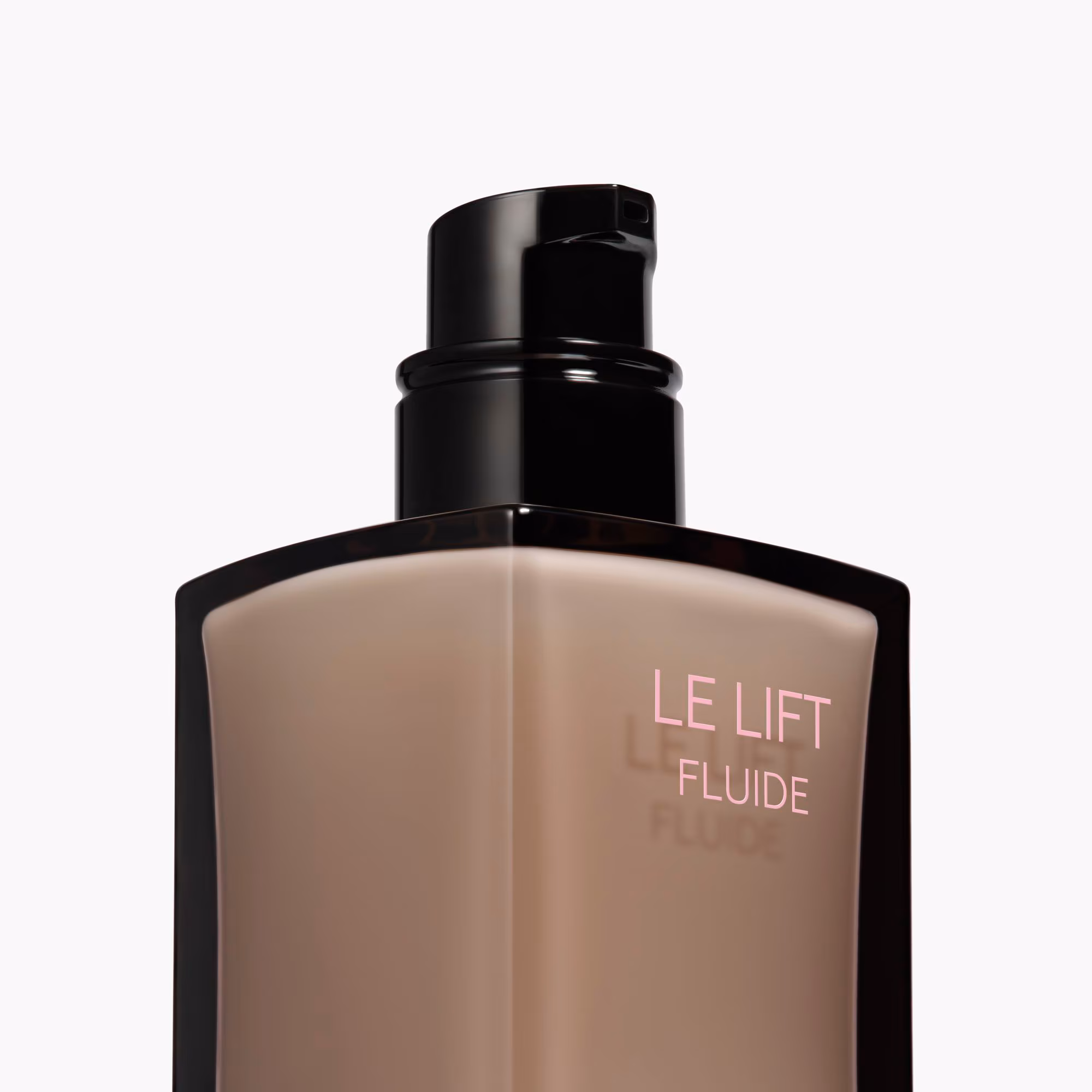 LE LIFT FLUIDELift fluide rides, contours & pores