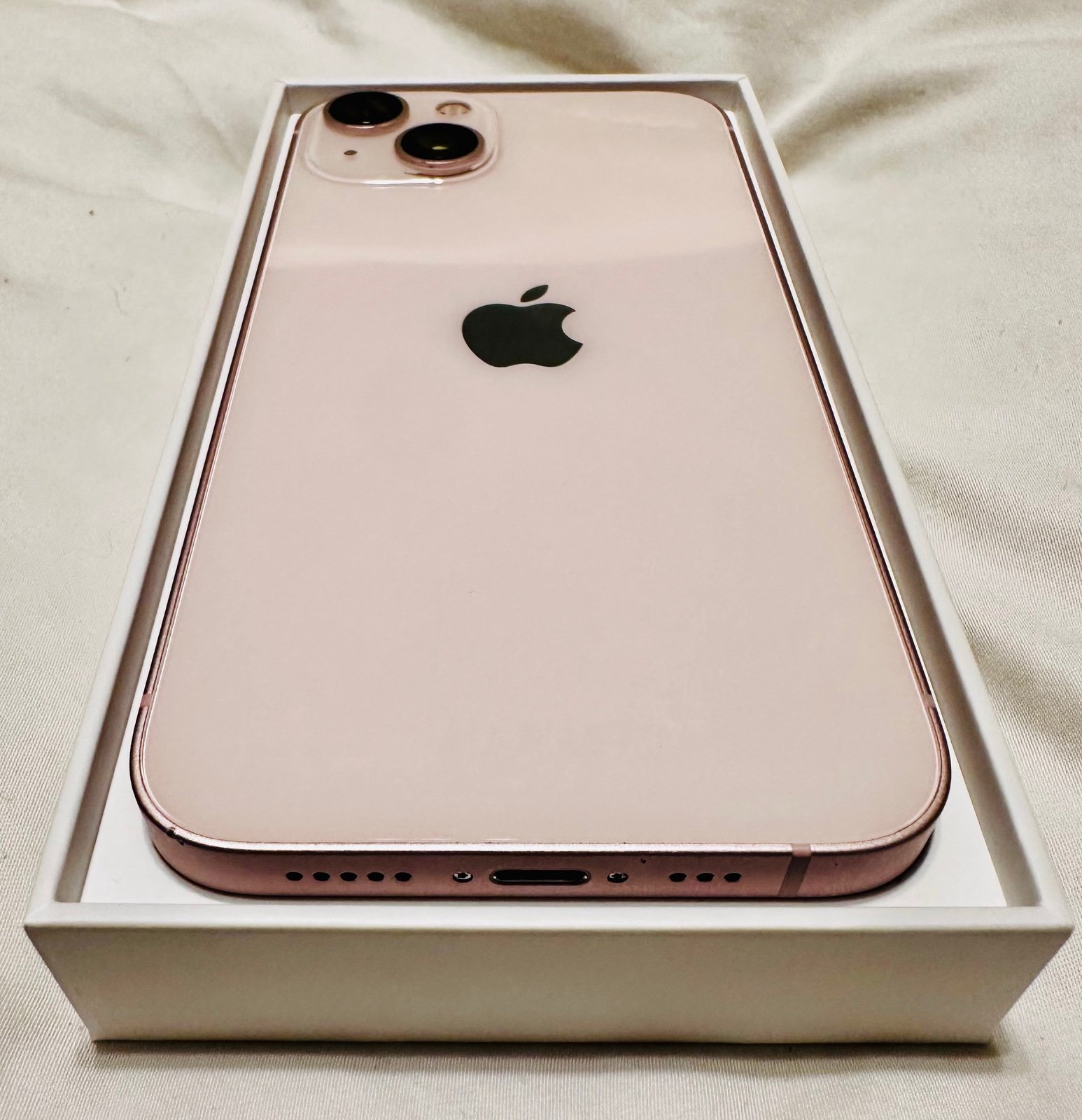 Apple iPhone 13 128 GB in Pink - Unlocked