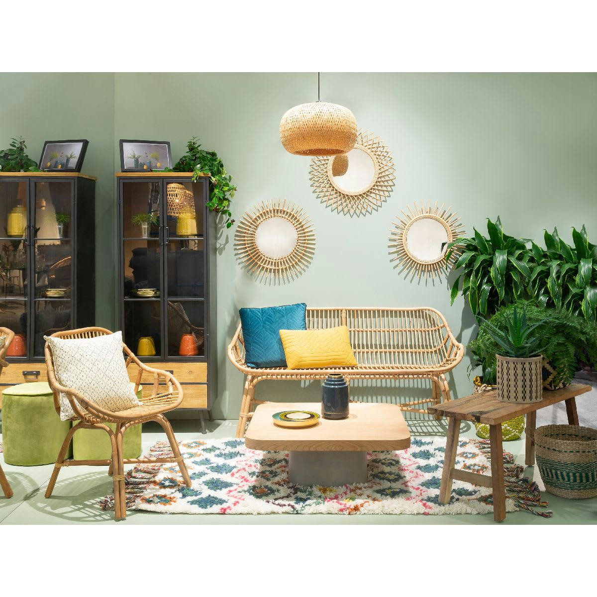 SUN - Miroir en rotin vernis naturel D55cm