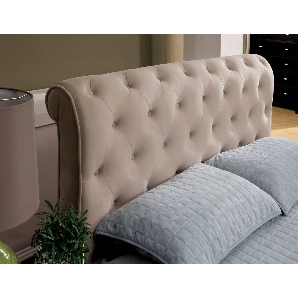 Williams Home Furnishing Lemoore California King Bed in Beige Finish