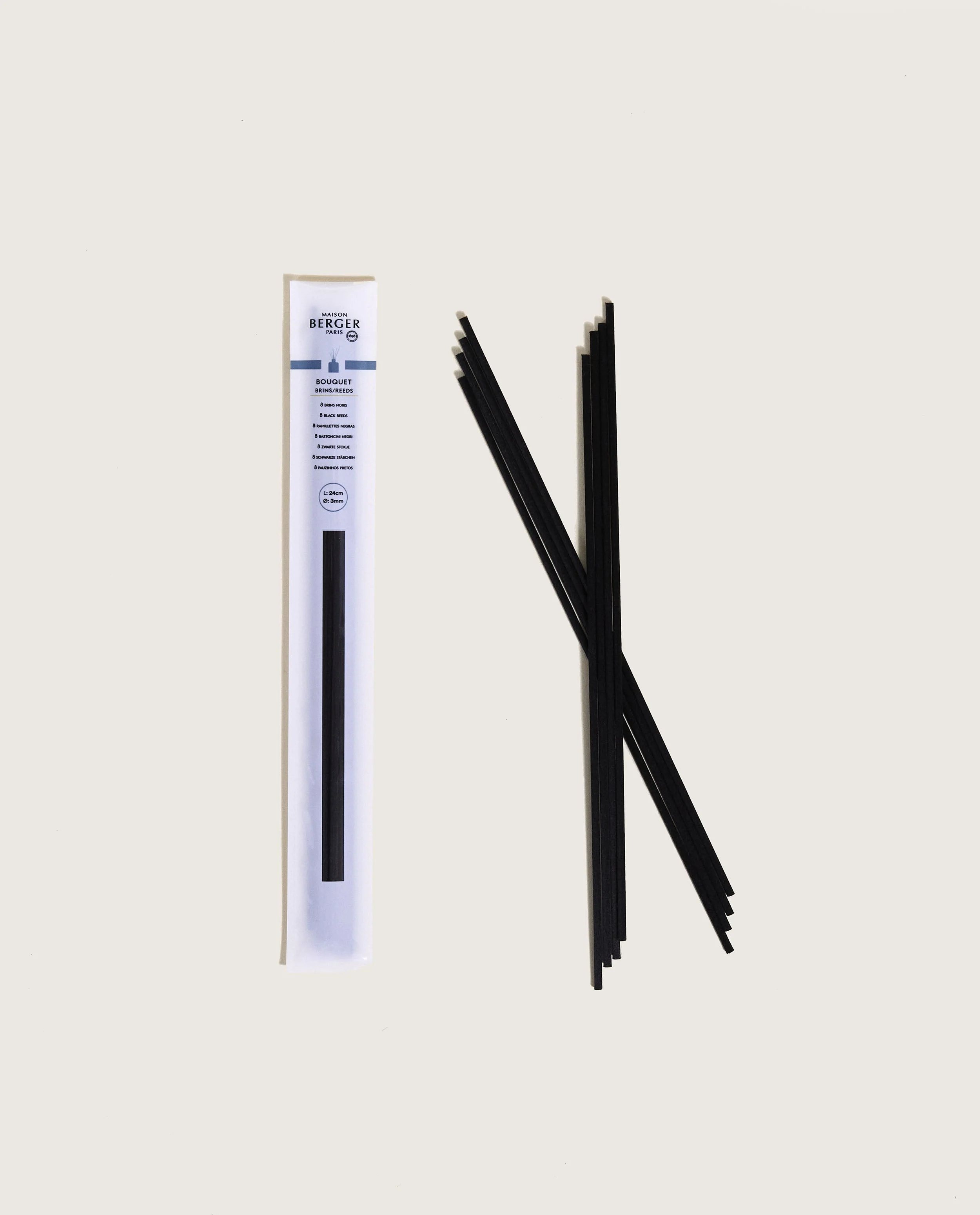 Etui de 8 brins noirs 24cm