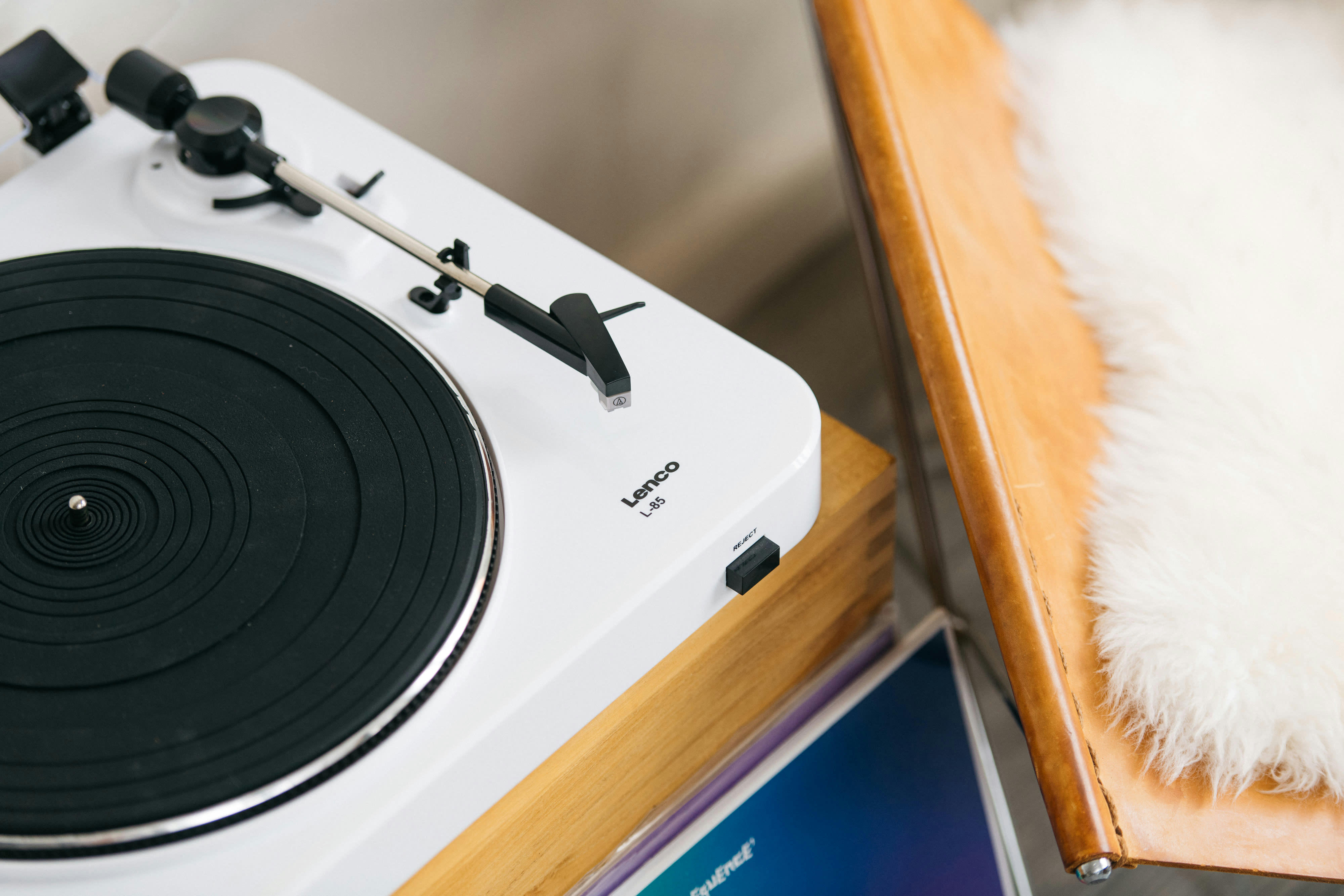 - Platine vinyle avec encodage usb direct blanc