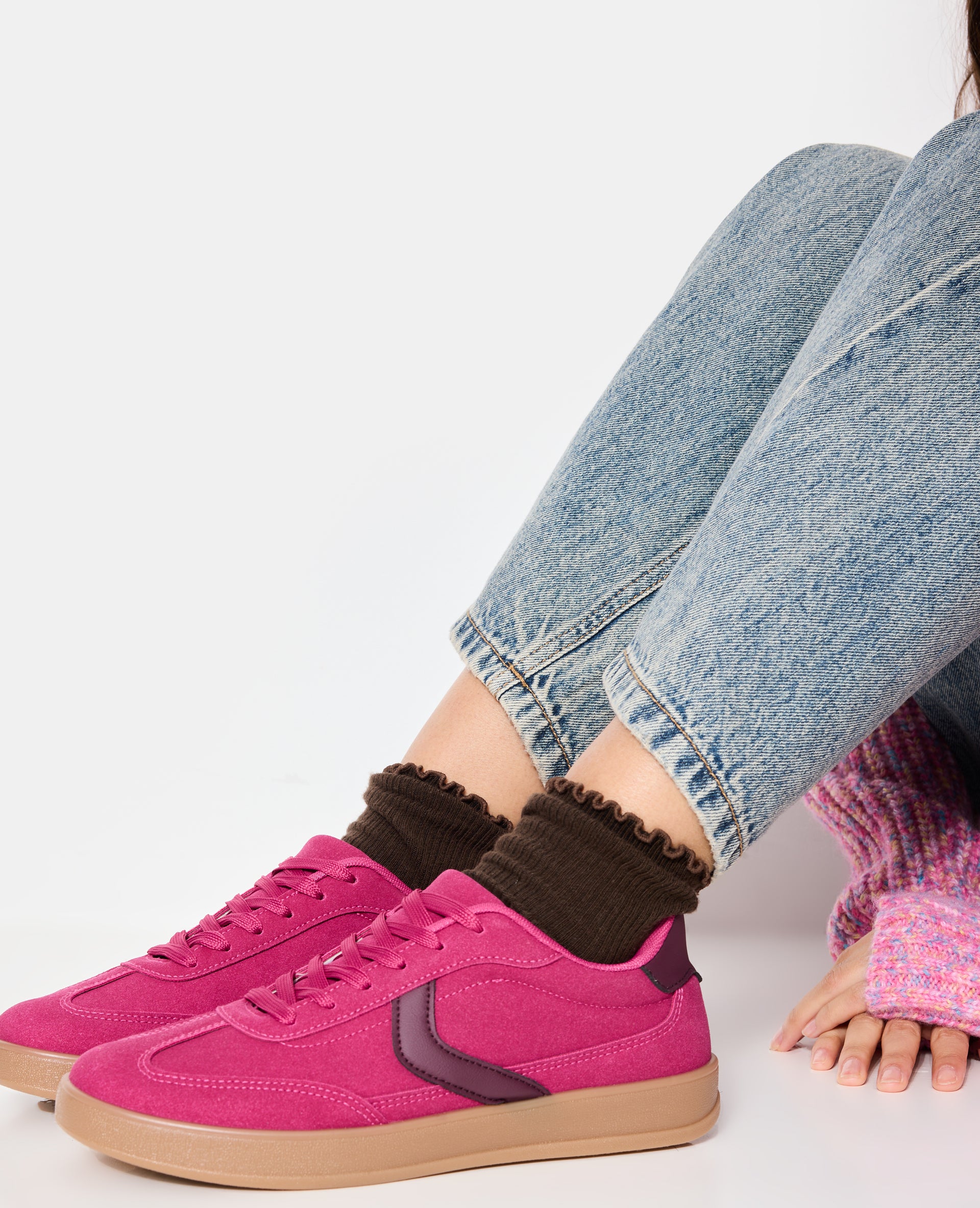 Baskets en suédine avec semelles en gomme