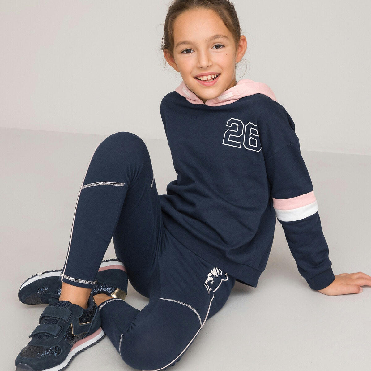 Sweat capuche fixe