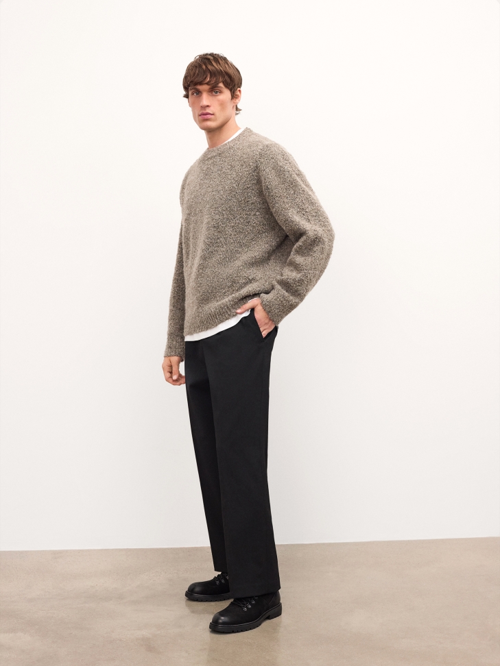 Lace-up boots in black nubuck