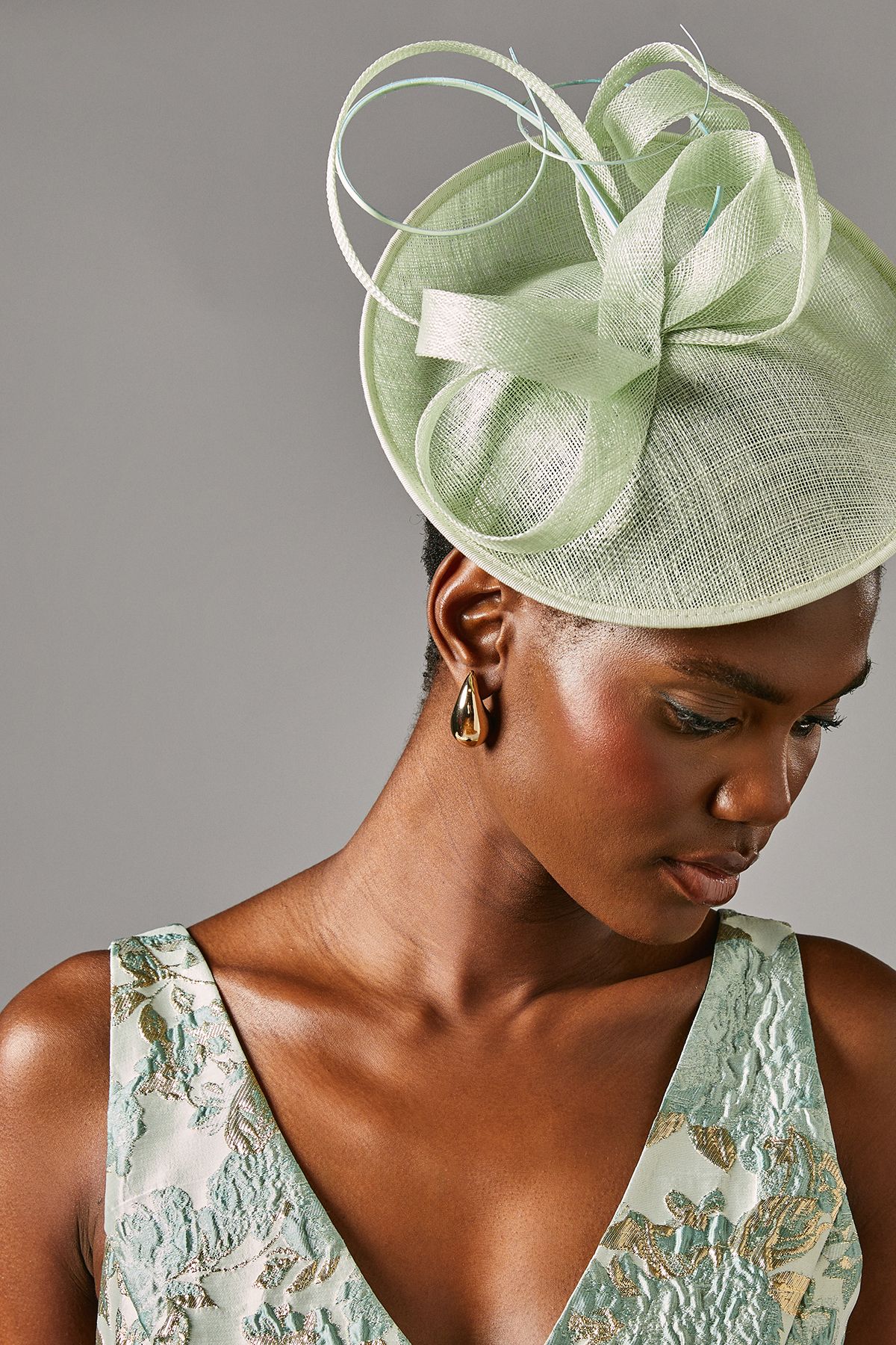 Coast Side Facing Structured Fascinator