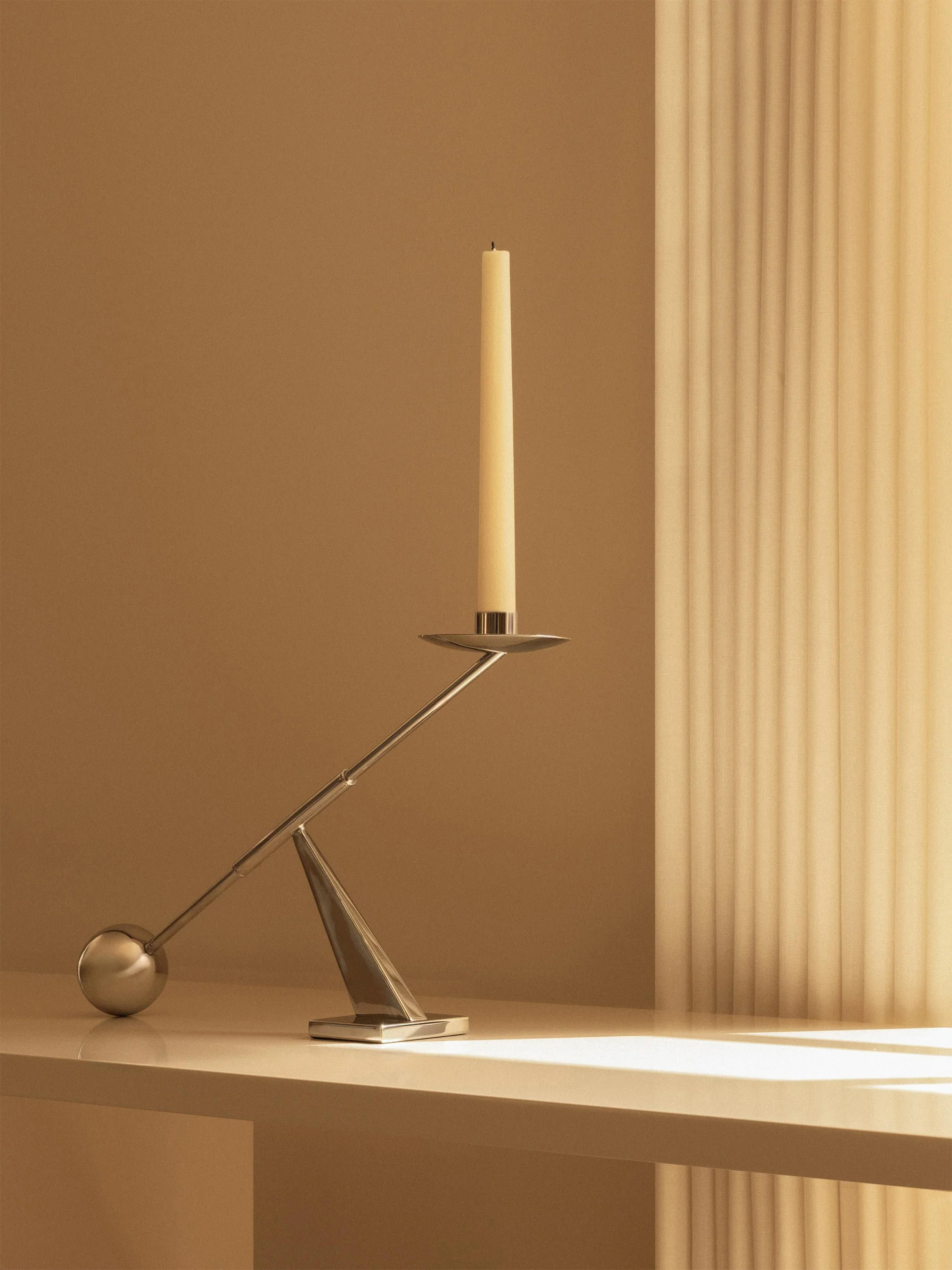 Design Kerzenhalter Interconnect