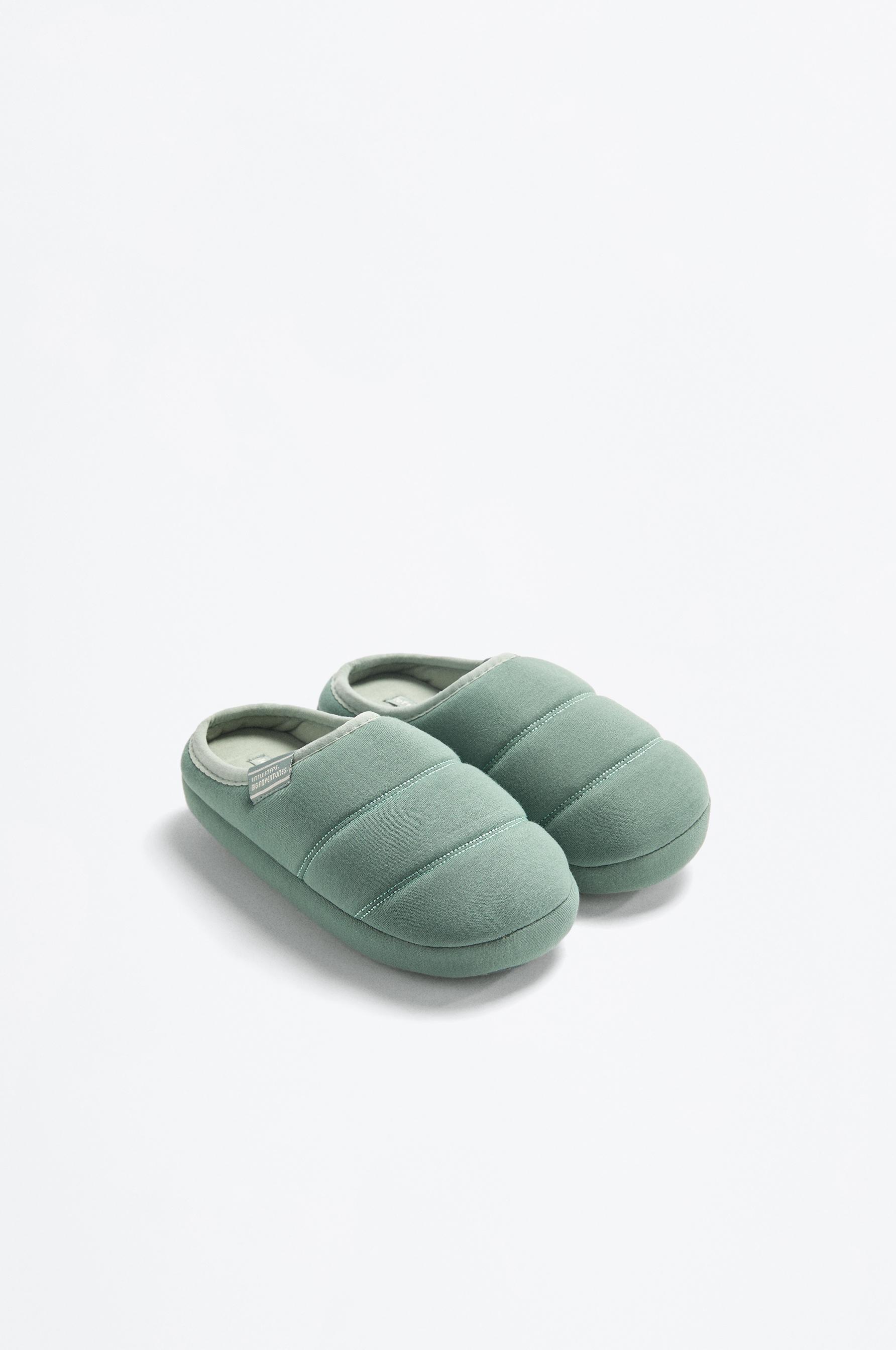 Zapatilla de casa