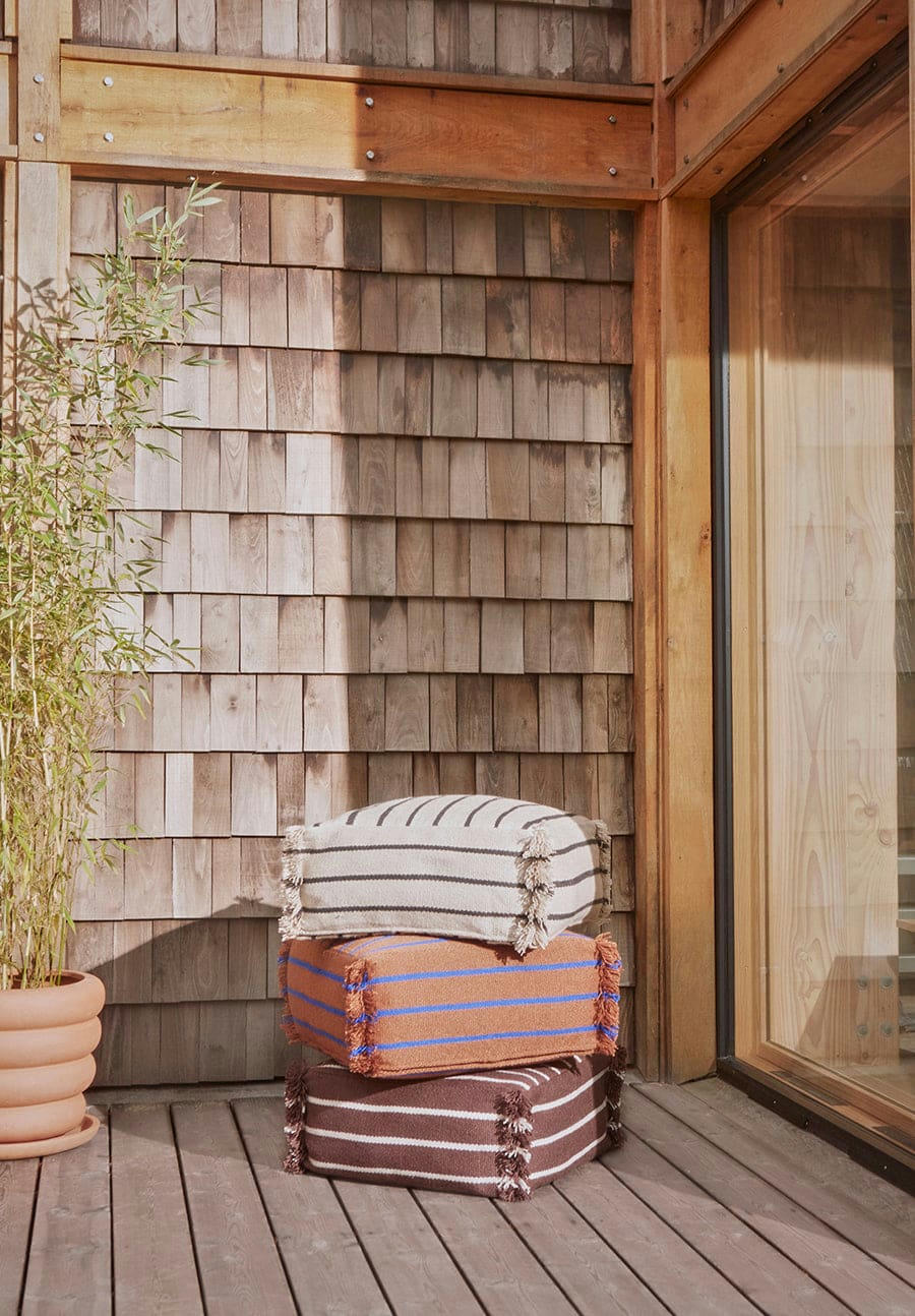 LINA - Pouf recyclé gris en polyester recyclé H32x62x62cm