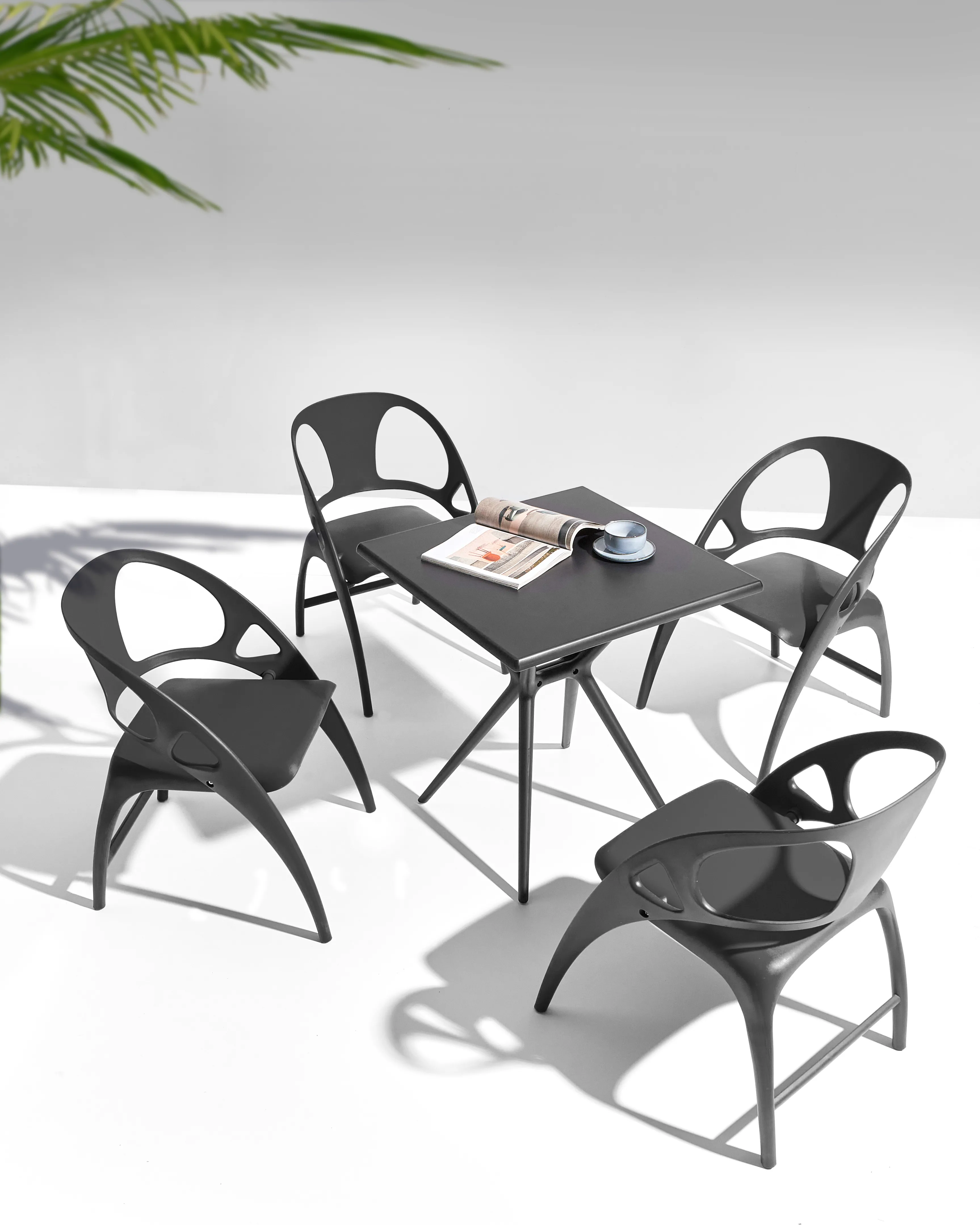 Set of 4 Garden Chairs NEMI Folding Black