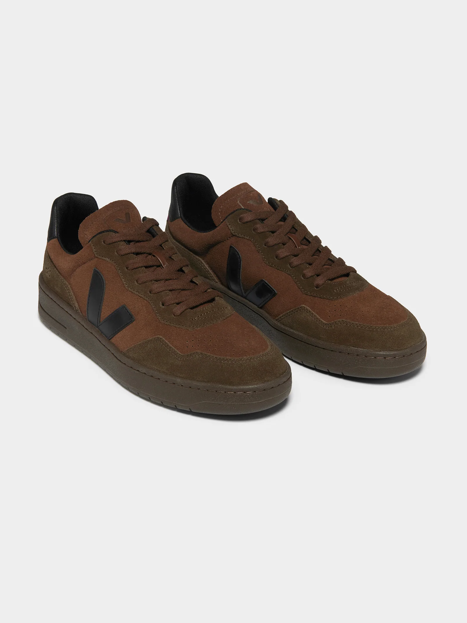 Unisex V-90 Suede
