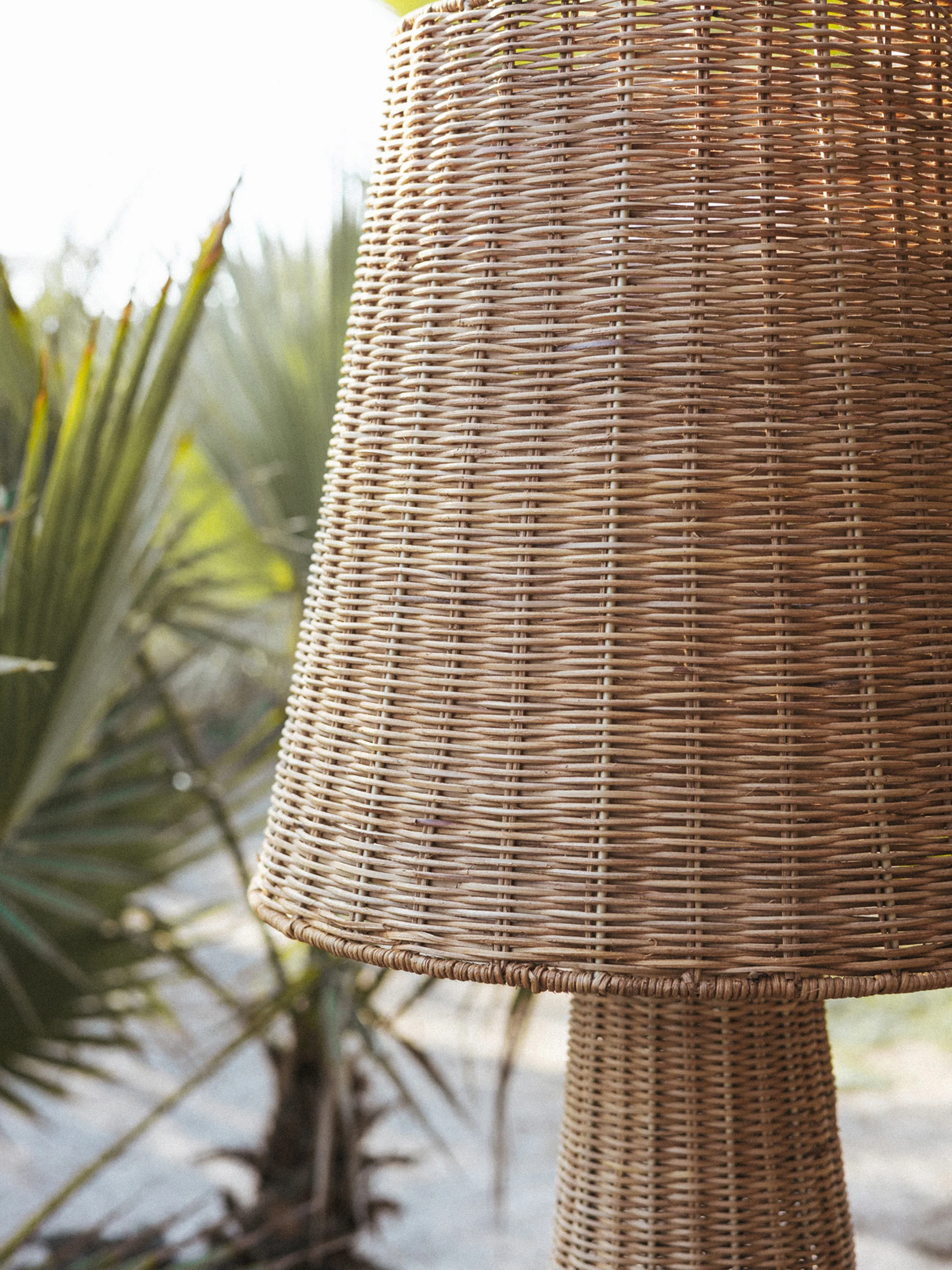 Dimmbare Outdoor-LED-Stehlampe Lola