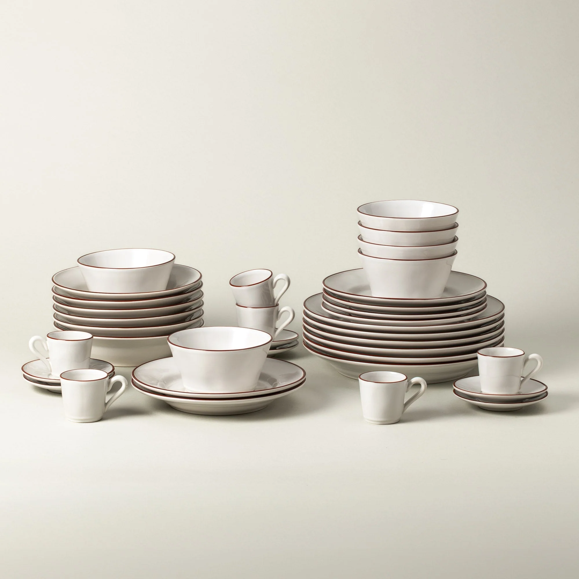 30-Piece Dinnerware Set with Coffee Cup and Saucer Beja