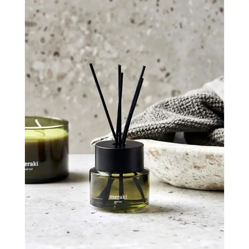 Stick Oud leaf