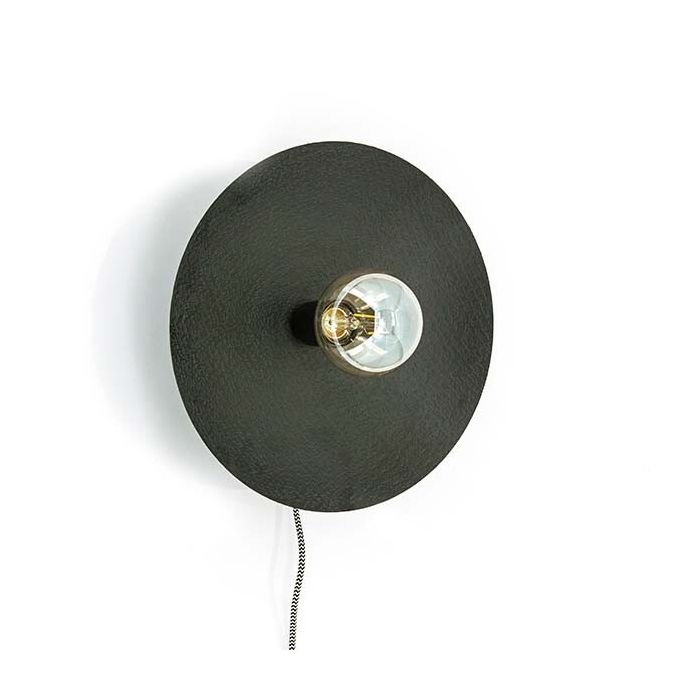 FurniLux Wandlamp Horus zwart small - 35x35x11cm