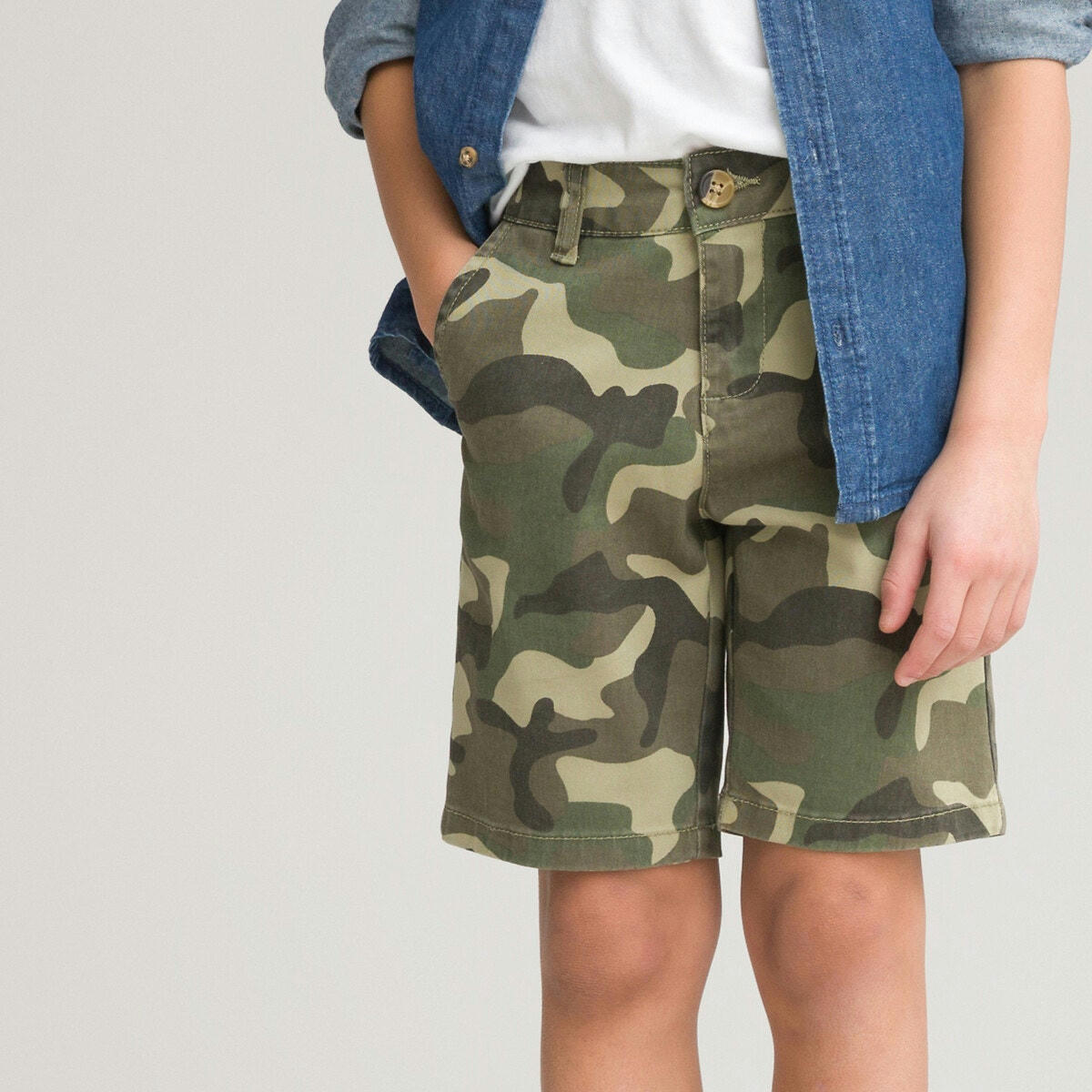 Bermuda chino imprimé camouflage