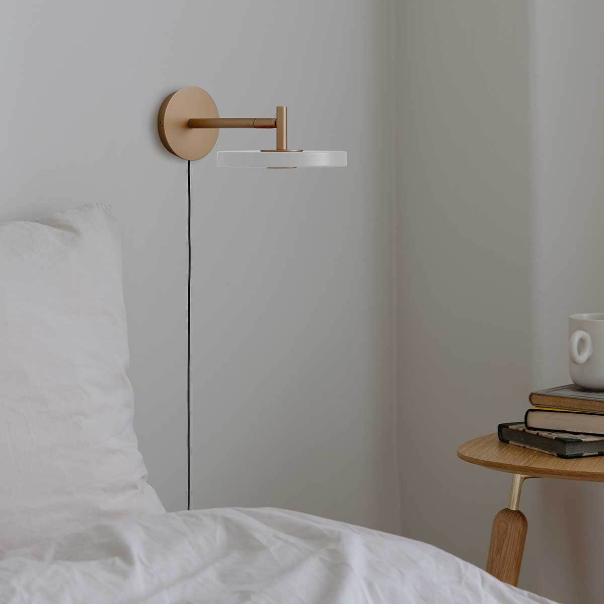 Umage Asteria Wall Short Wandlamp Pearl White