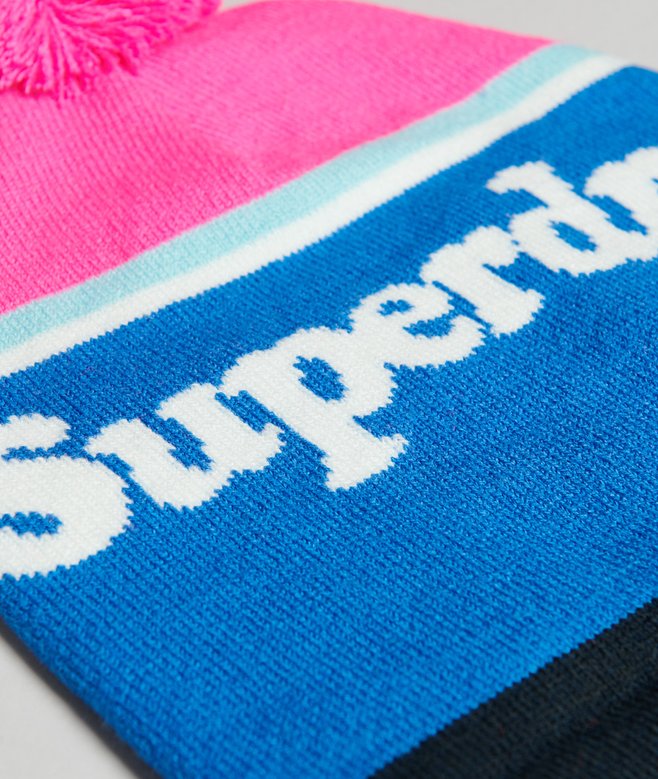 Essential Logo Beanie