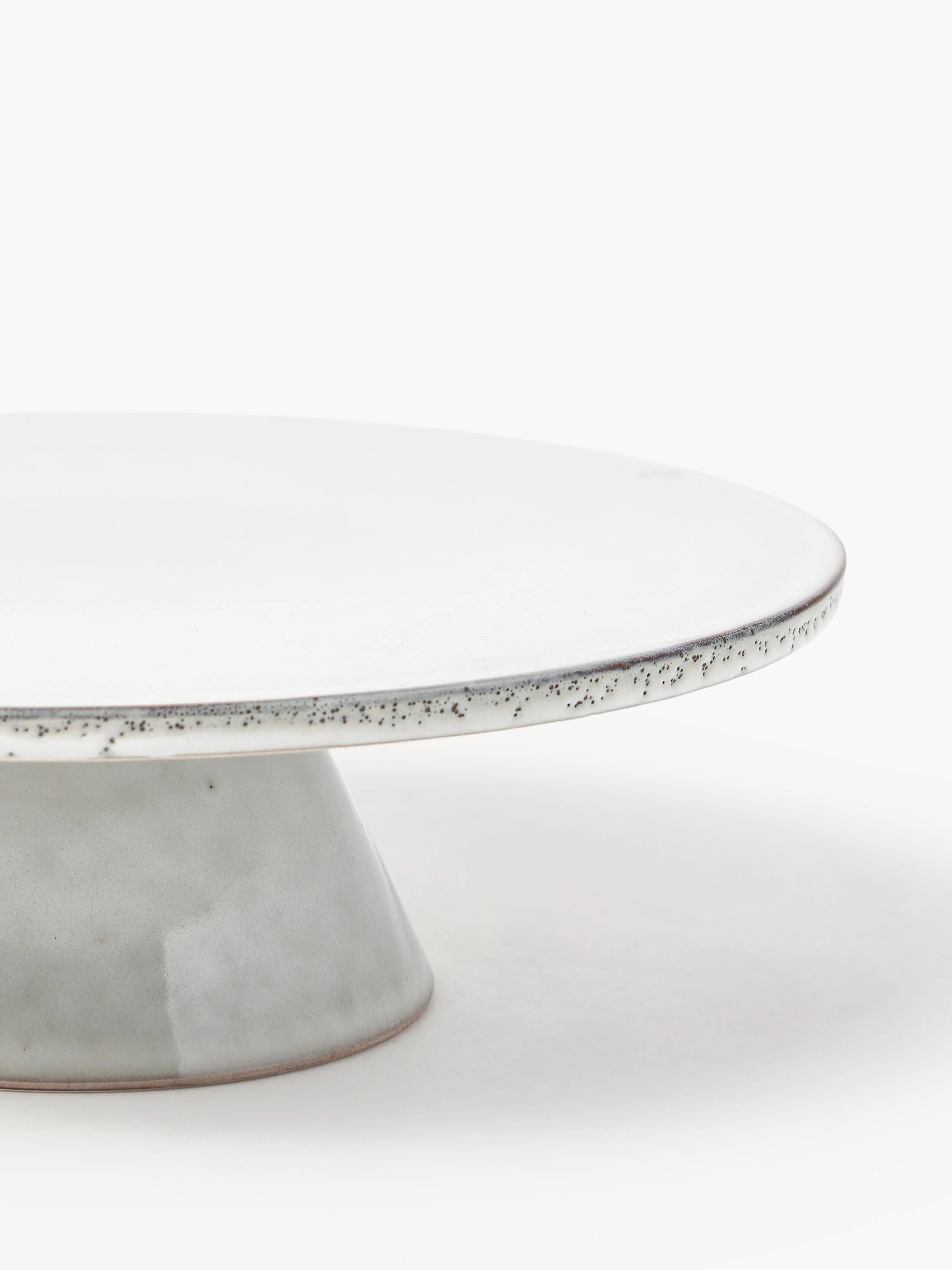 Handgefertigte Tortenplatte Nordic Sand