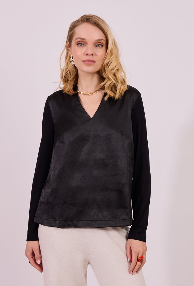 Czarna elegancka bluzka