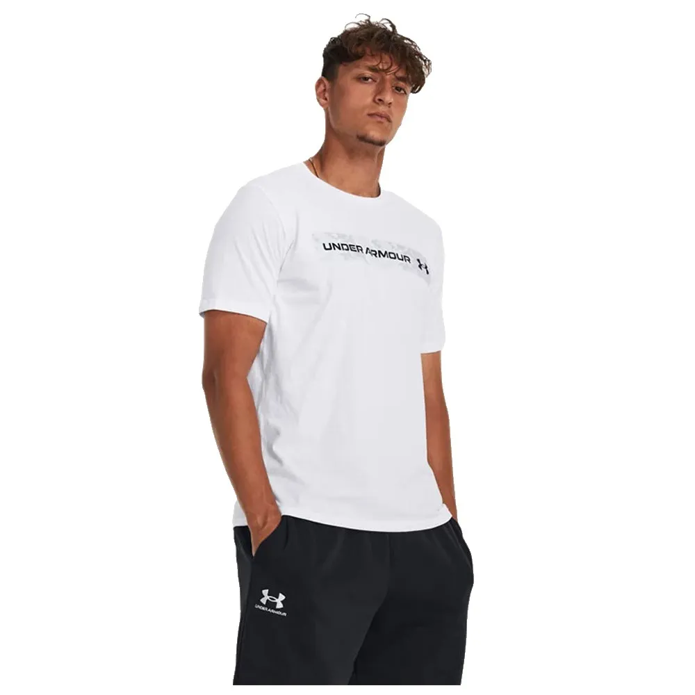 Under Armour Camo Chest Stripe short sleeve T-shirt