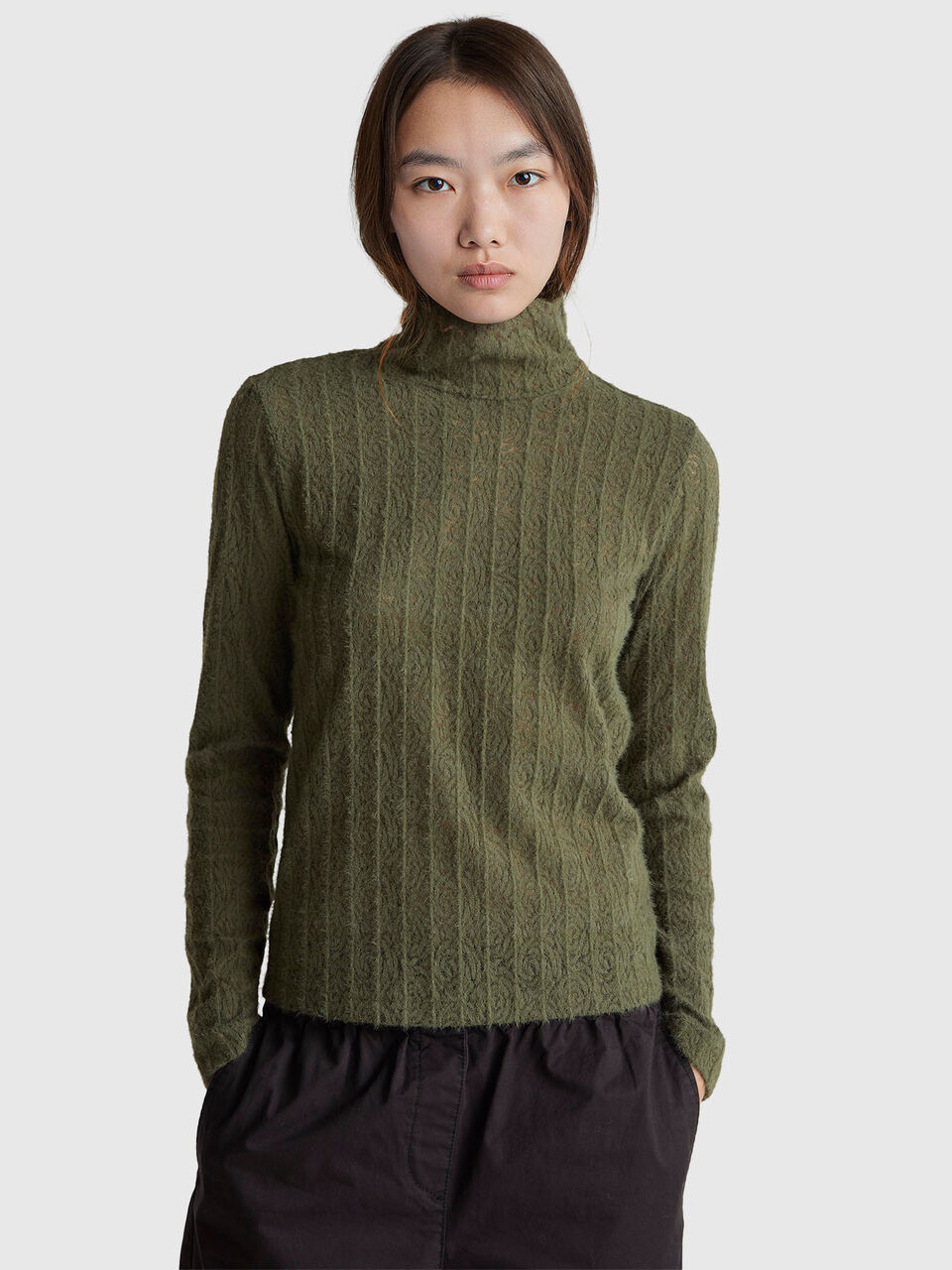 Slim fit lace blouse