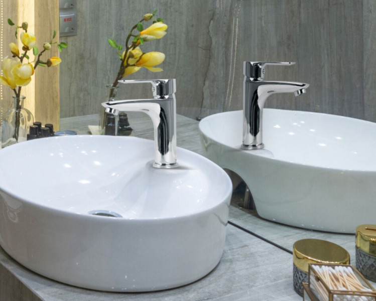 Bateria KORFU24 umywalkowa stojąca łazienkowa chrom - Yoka Home