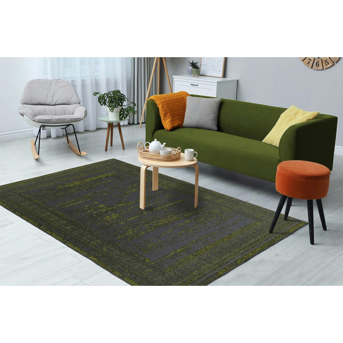 IVO - Tapis de salon en polyester vert 120x170 cm