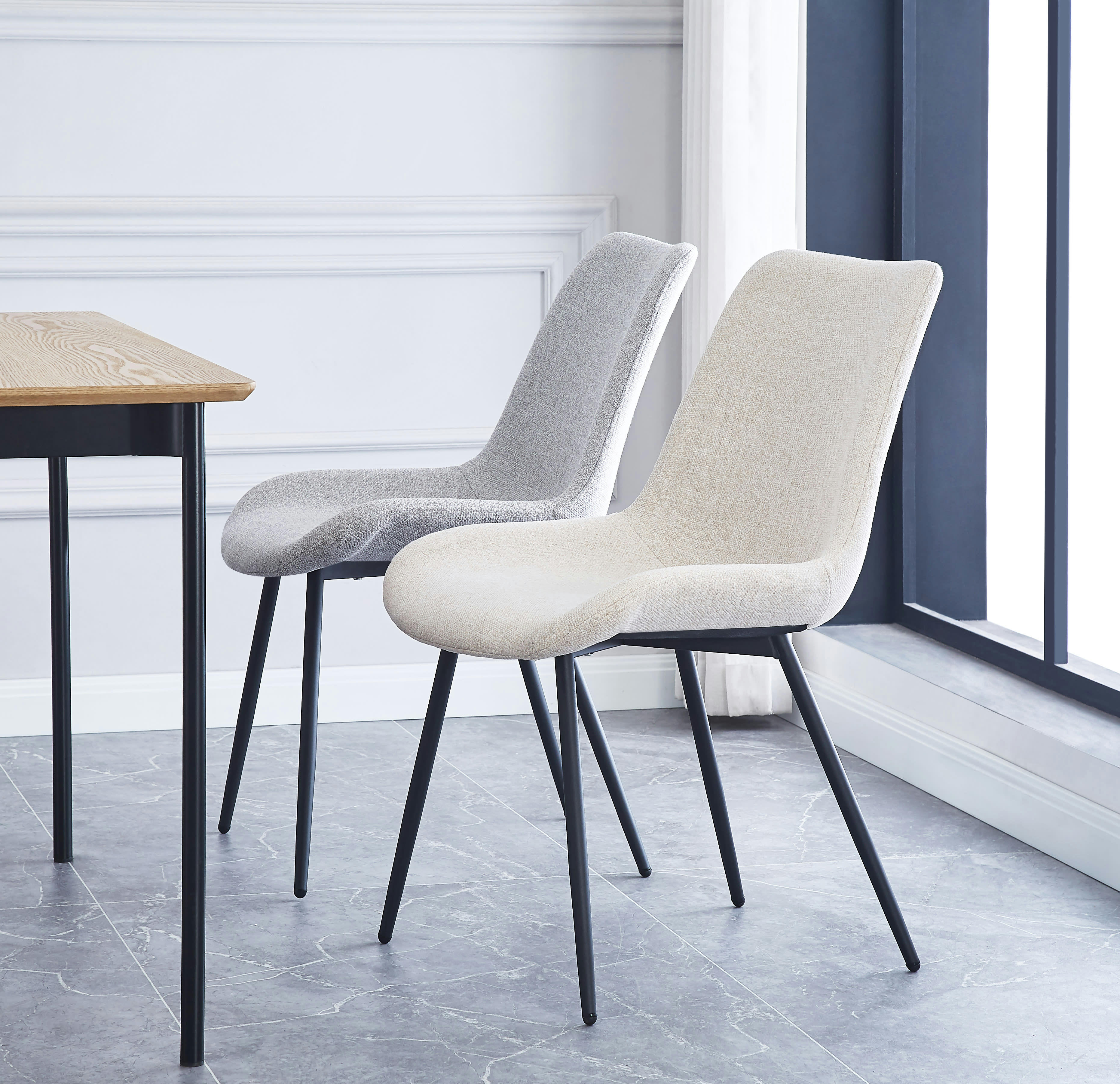 - Lot de 2 chaises en métal et tissu gris