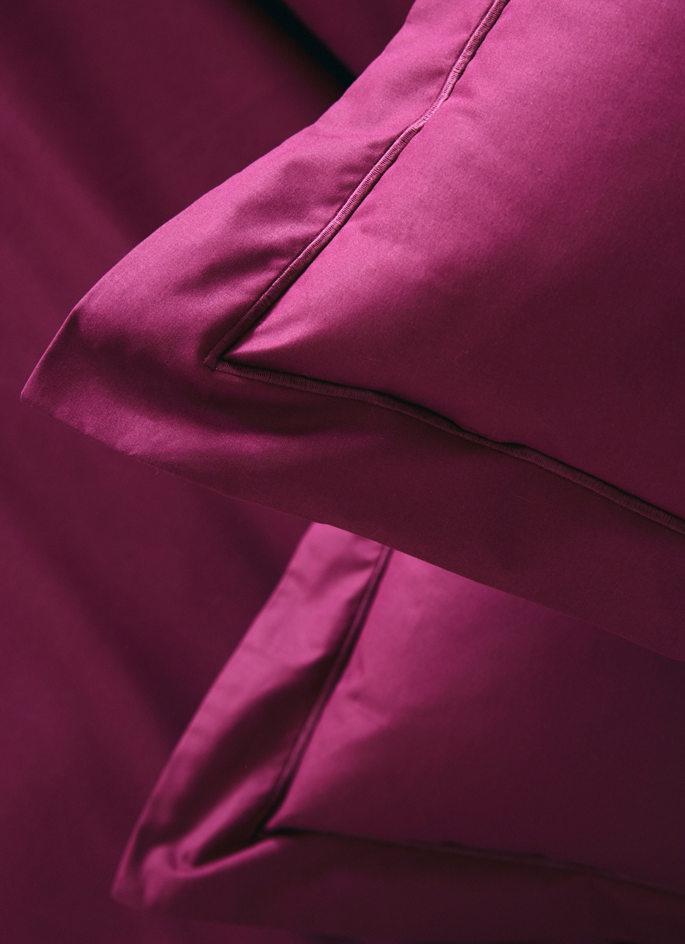 TAIE D'OREILLER UNIE EN PERCALE DE COTON GRENAT