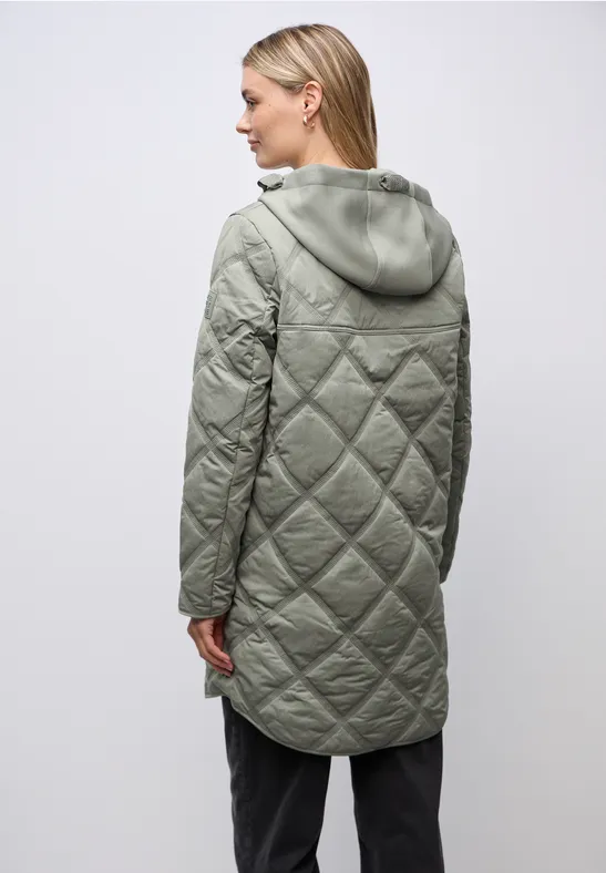 Steppmantel mit Kapuze