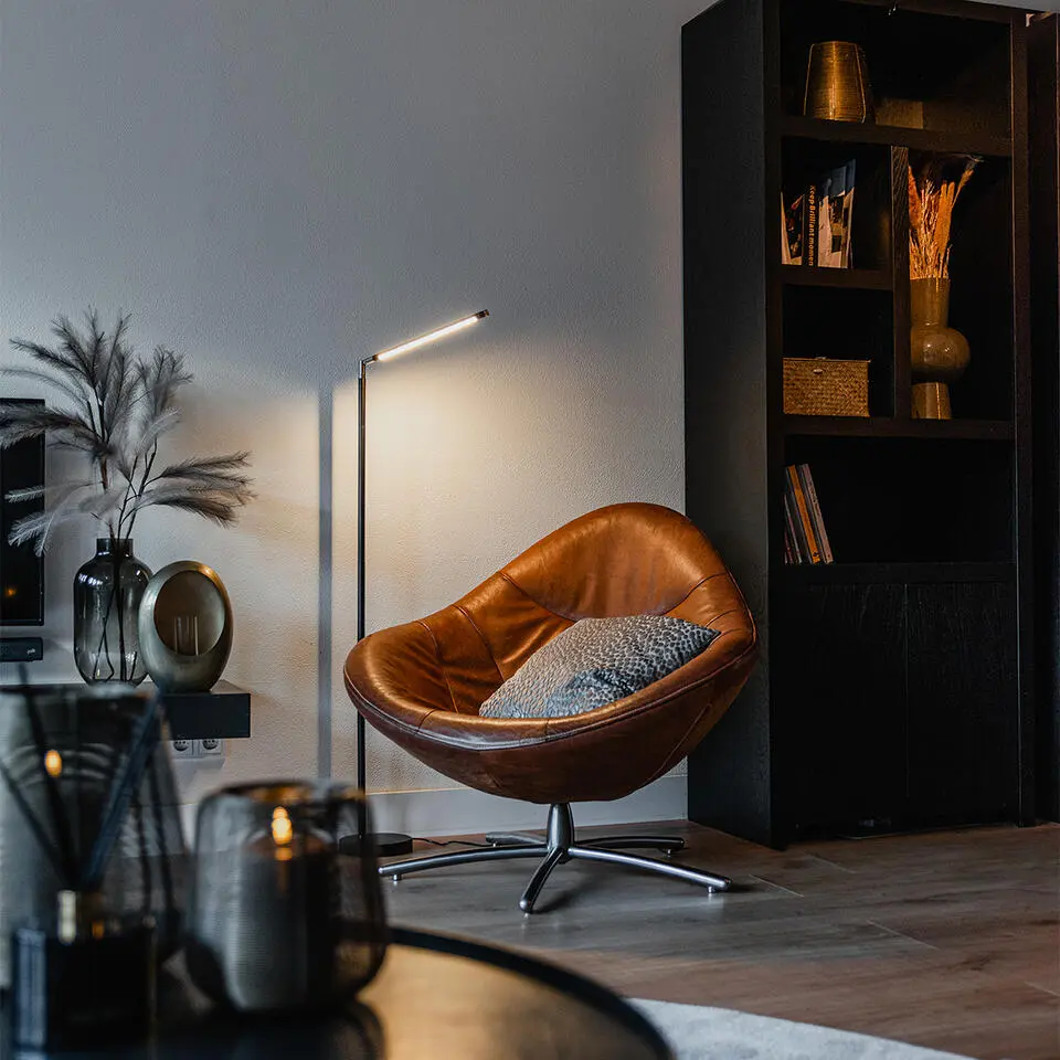 Qazqa vloerlamp berdien fl zwart ge?ntegreerde led