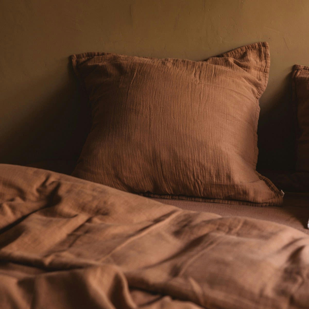 LES ESSENTIELS - Taie d'oreiller en gaze de coton terracotta 50x75