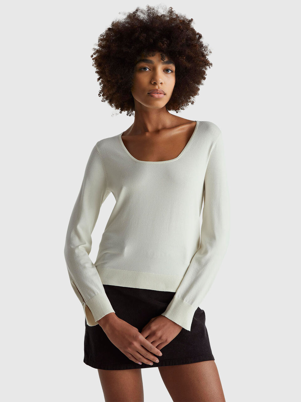 Square neck sweater