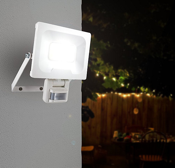 Arlux Lighting Projecteur Mural NINO 30W 2400lm - Detecteur de Mouvement - Blanc