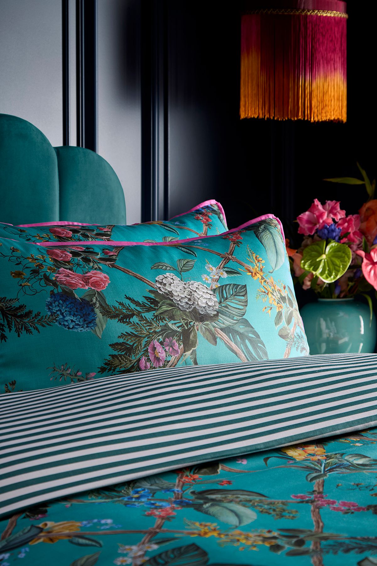 Laurence Llewelyn-Bowen Cotswald Fantasia' Floral Print 200 Thread Count Cotton Duvet Cover Set
