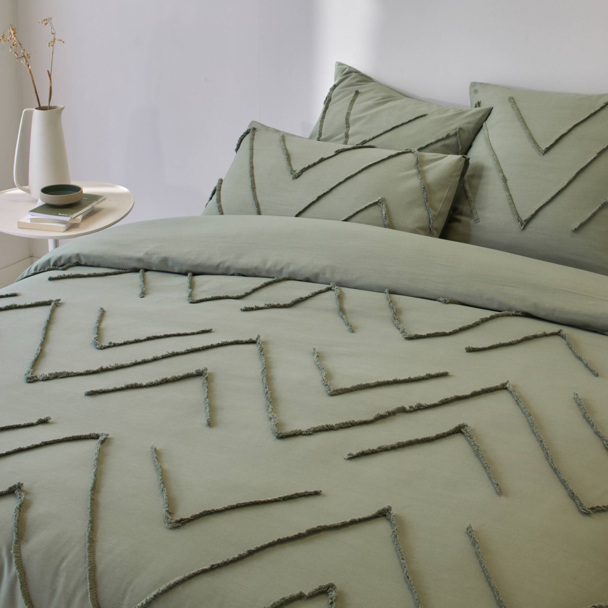Linge de lit Amezia en coton lavé finition tufté en relief