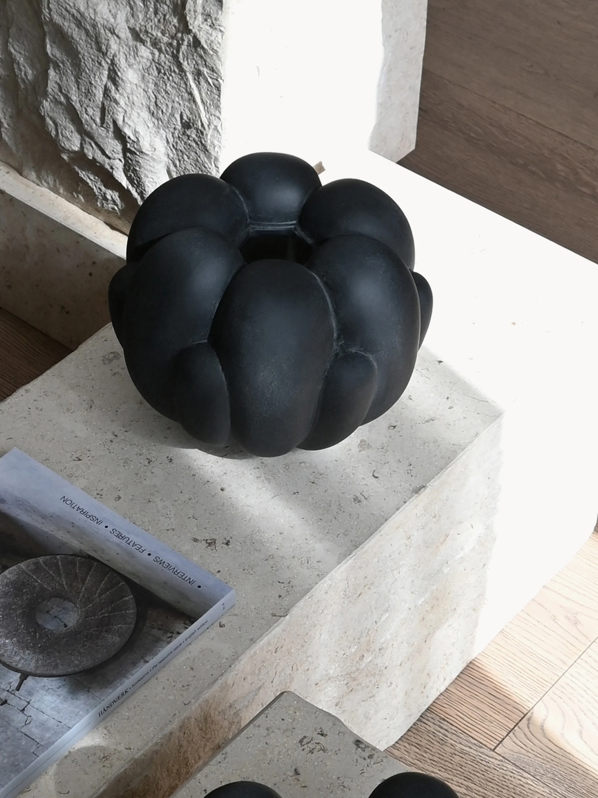 Handgefertigte Vase Bloom, H 18 cm